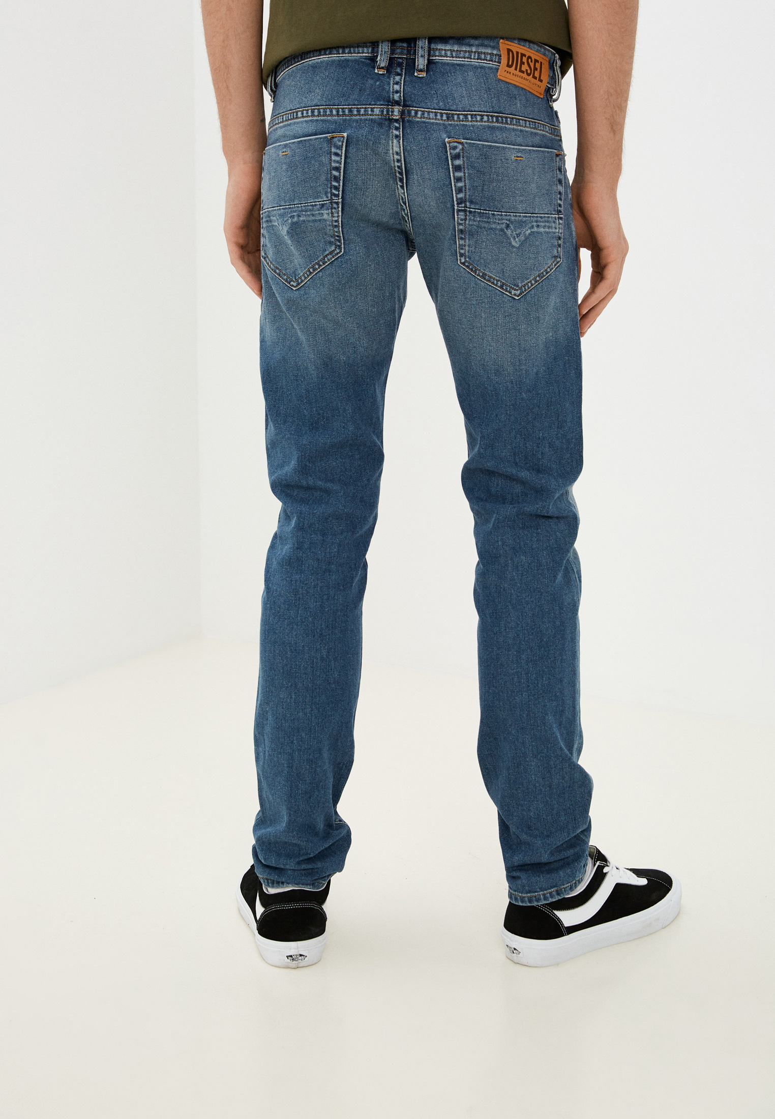 Мужские зауженные джинсы Diesel (Дизель) 00SB6F009EI: изображение 3