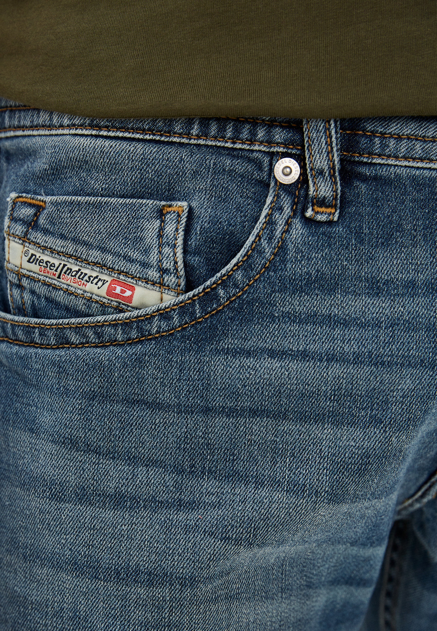 Мужские зауженные джинсы Diesel (Дизель) 00SB6F009EI: изображение 4