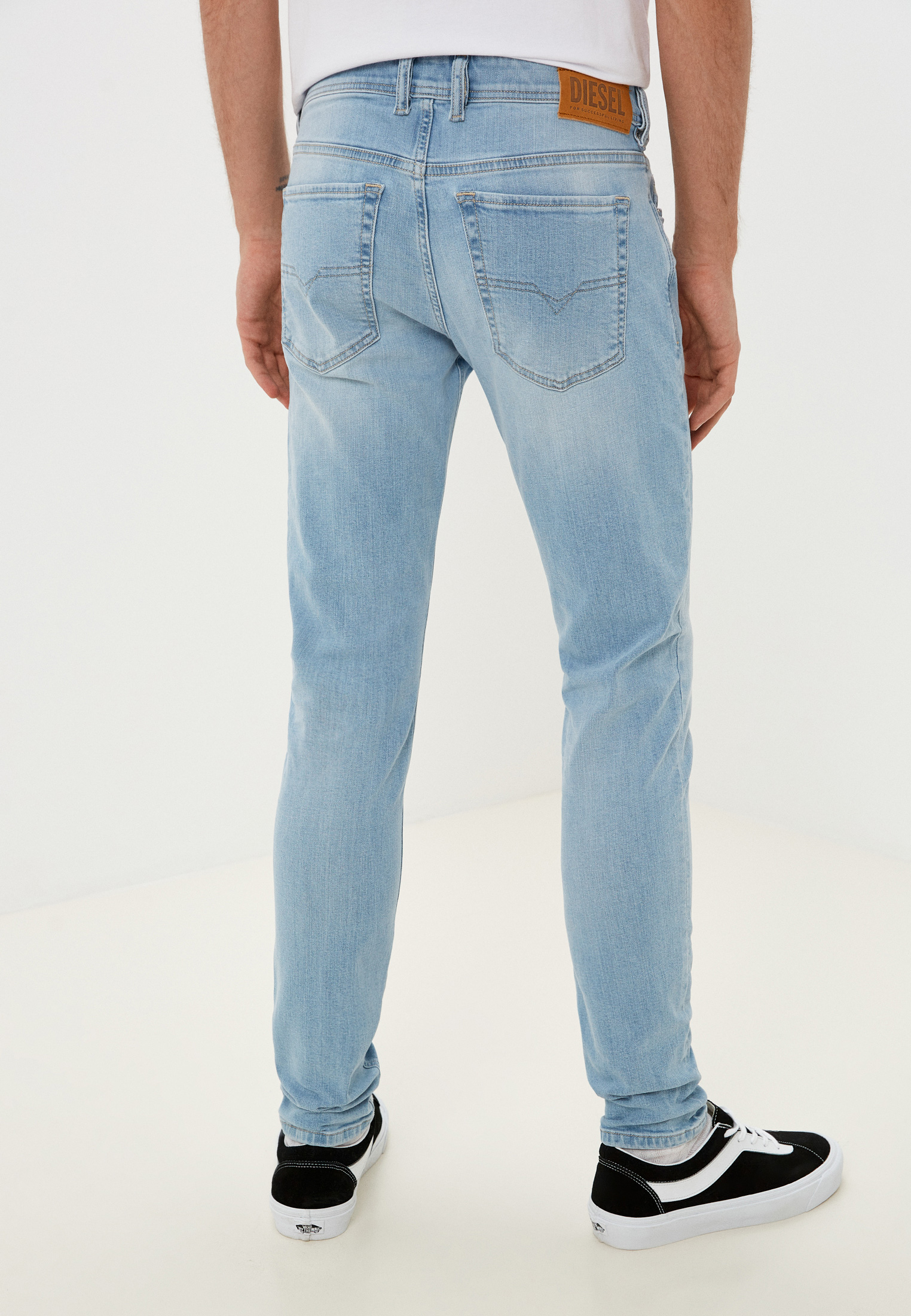 Мужские зауженные джинсы Diesel (Дизель) 00SWJF009BJ: изображение 3
