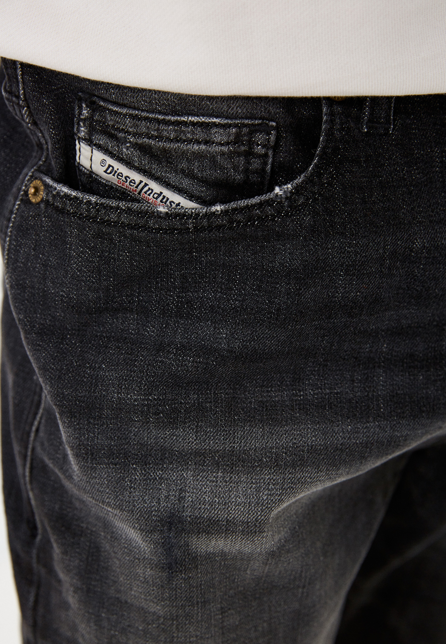 Мужские зауженные джинсы Diesel (Дизель) 00SSQ4009JW: изображение 4