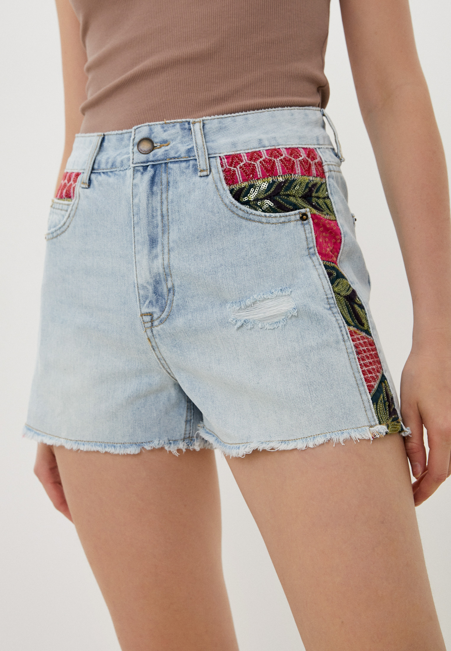Desigual - коллекции Desigual в интернет магазине