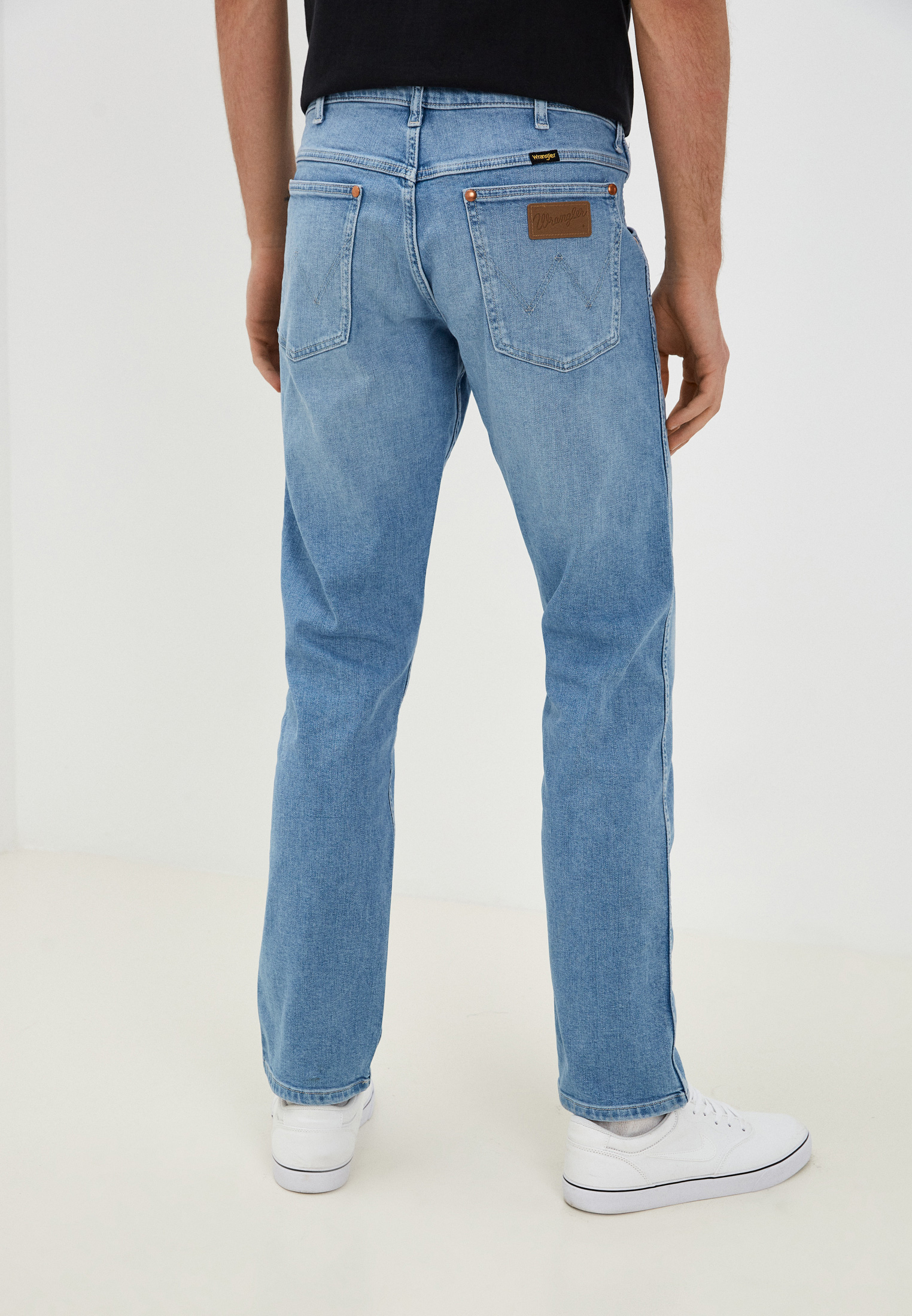 Зауженные джинсы мужские Wrangler (Вранглер) W1MZYI29K купить за 4090 руб.