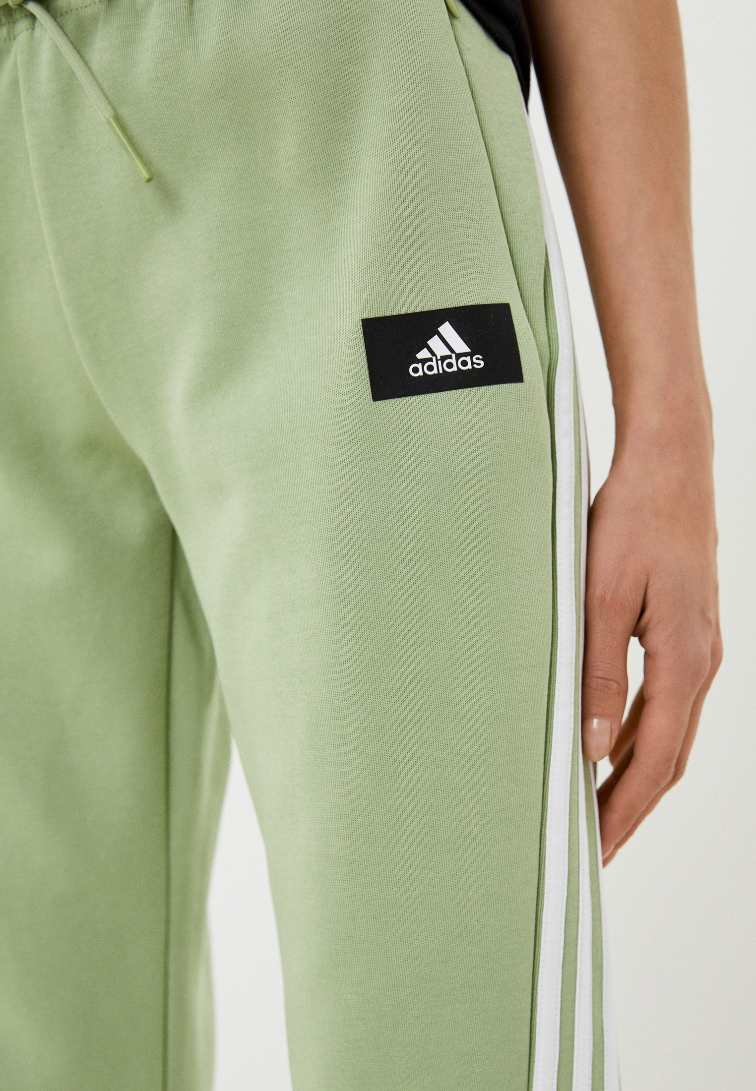 Женские спортивные брюки Adidas (Адидас) HC1633: изображение 4