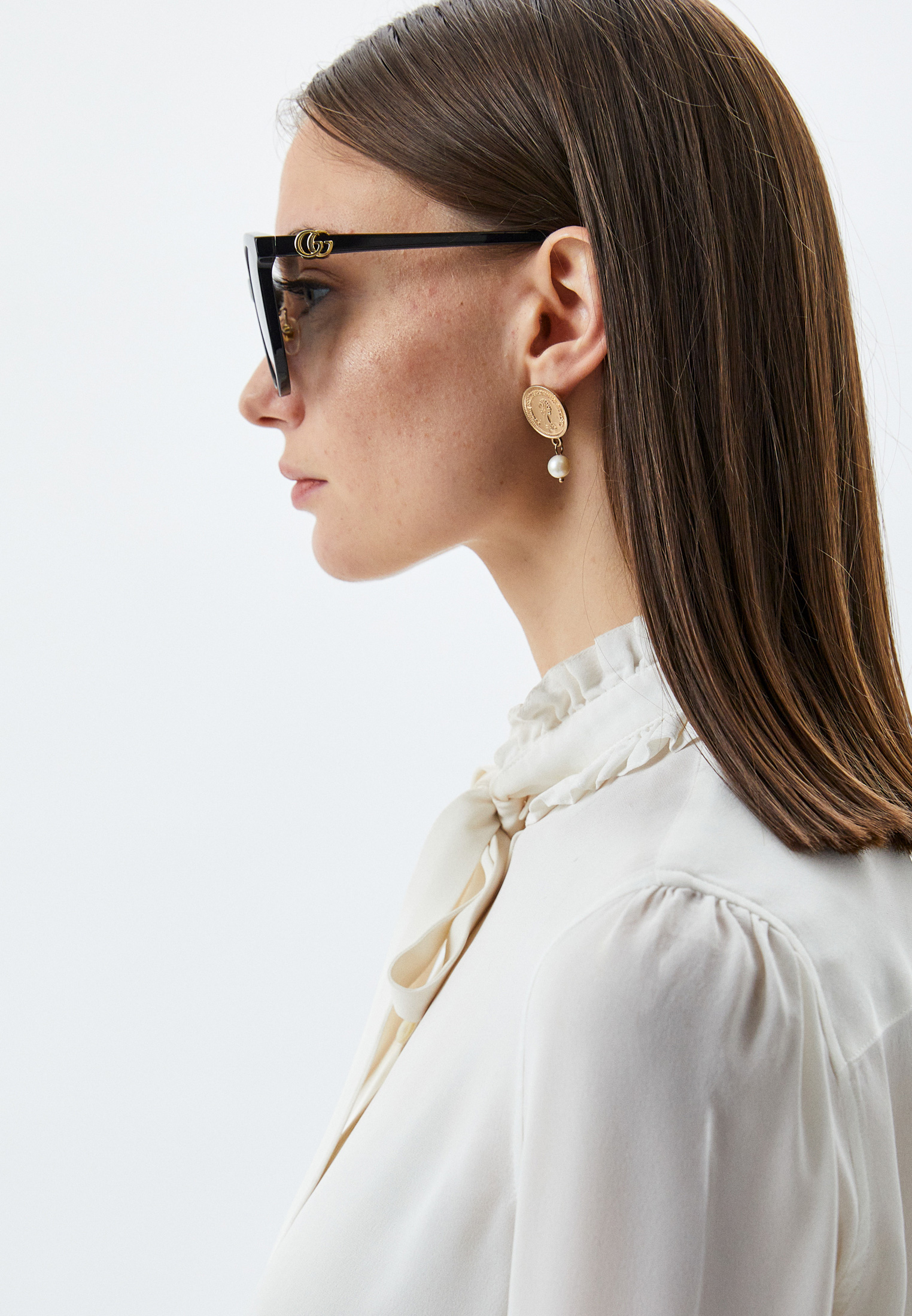 Женские солнцезащитные очки Gucci (Гуччи) GG1073SK: изображение 2