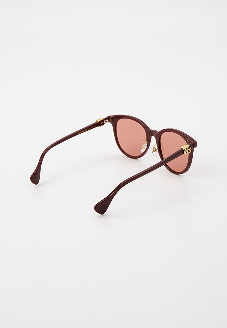 Женские солнцезащитные очки Gucci (Гуччи) GG1073SK купить за 41400 руб.