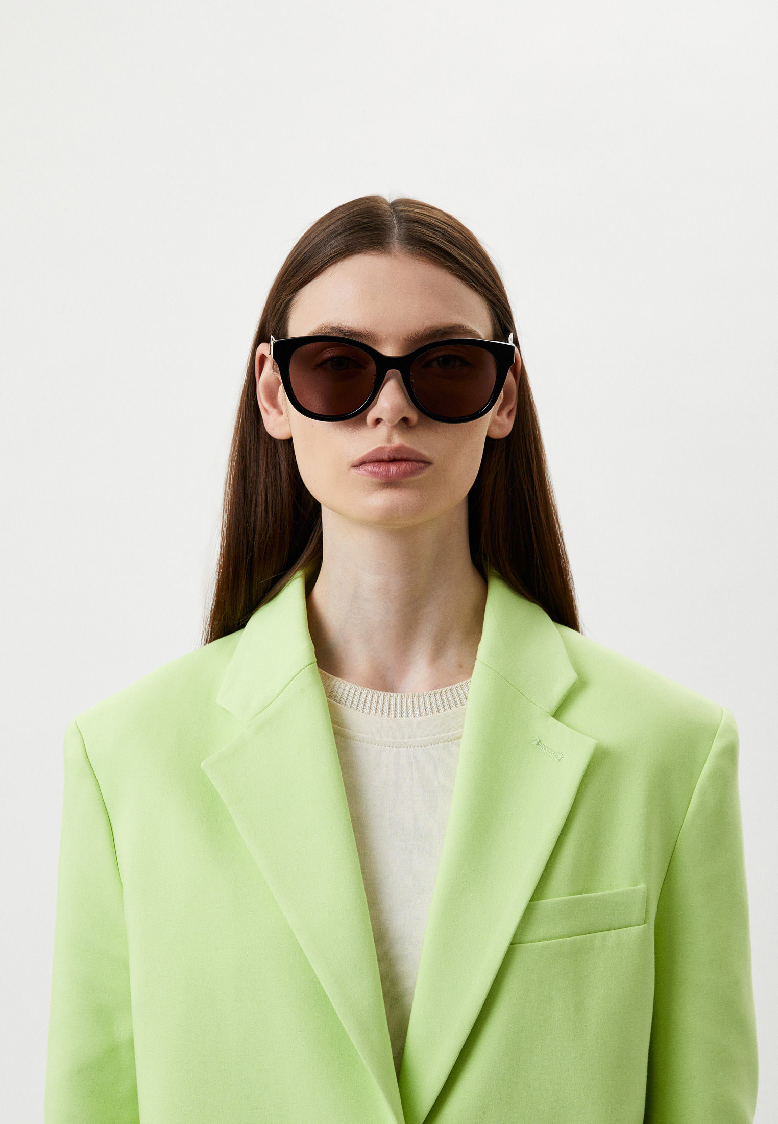 Женские солнцезащитные очки Gucci (Гуччи) GG1002SK: изображение 2