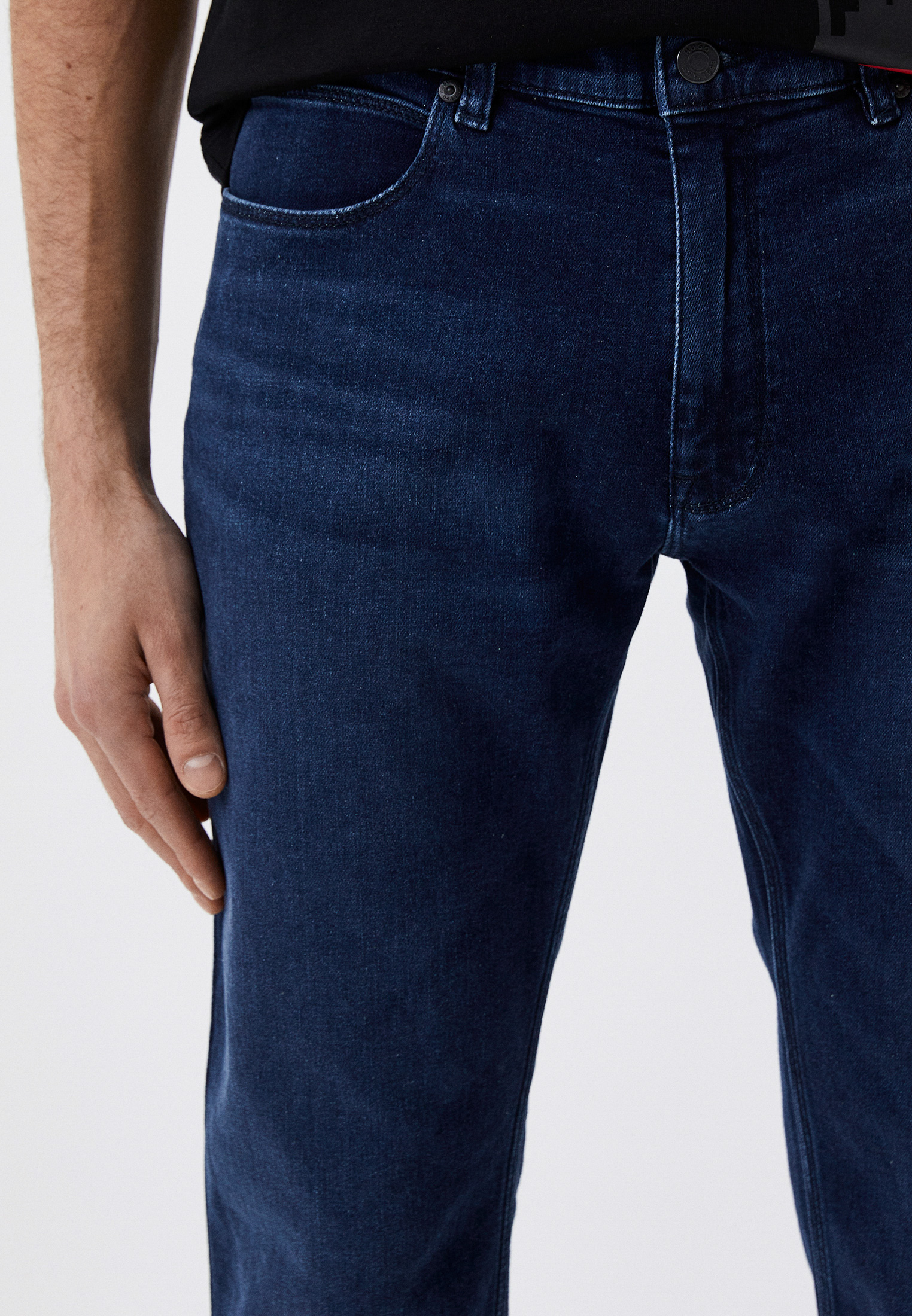 Мужские зауженные джинсы Hugo (Хуго) 50430981: изображение 4