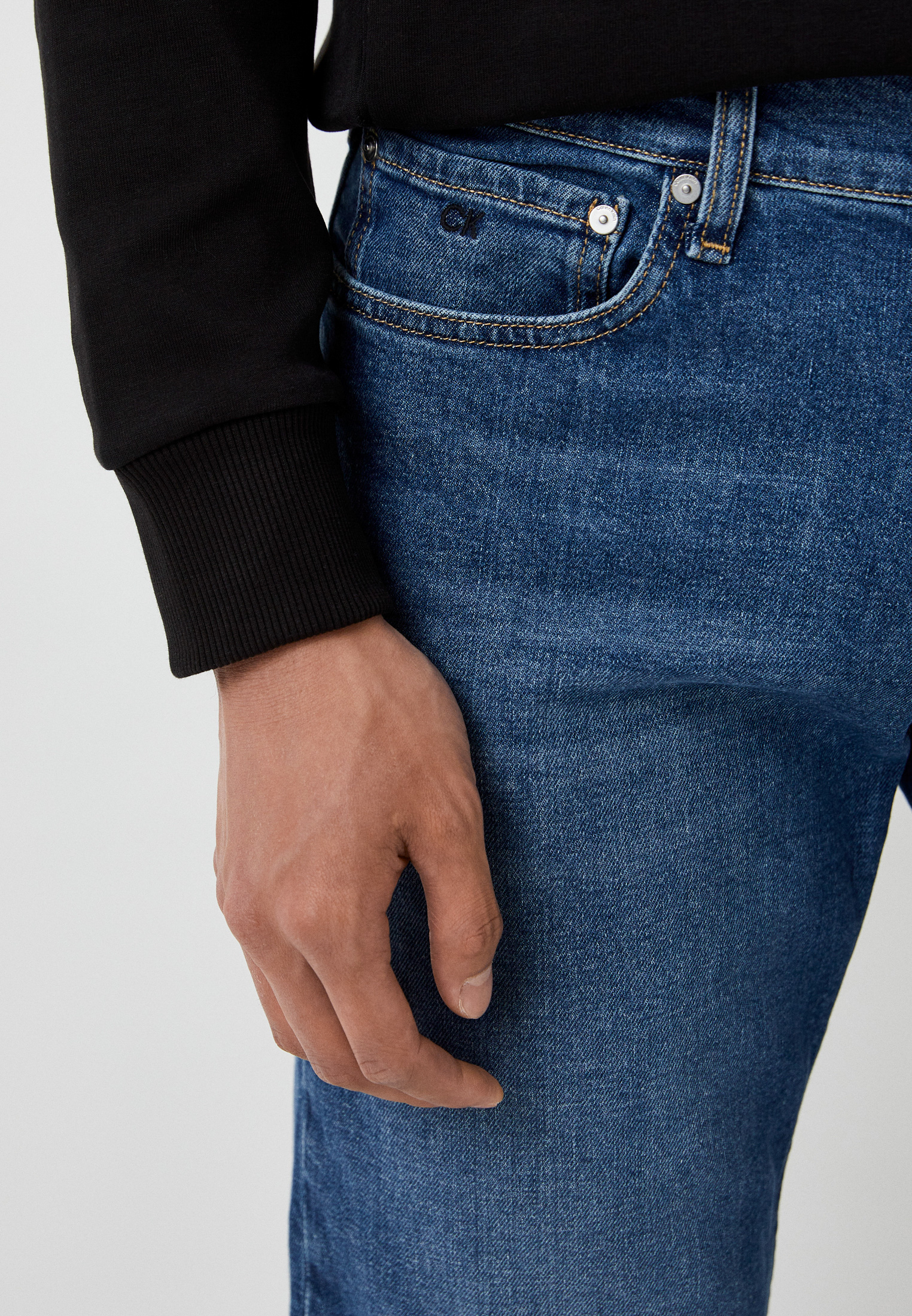 Мужские прямые джинсы Calvin Klein (Кельвин Кляйн) K10K110278: изображение 4