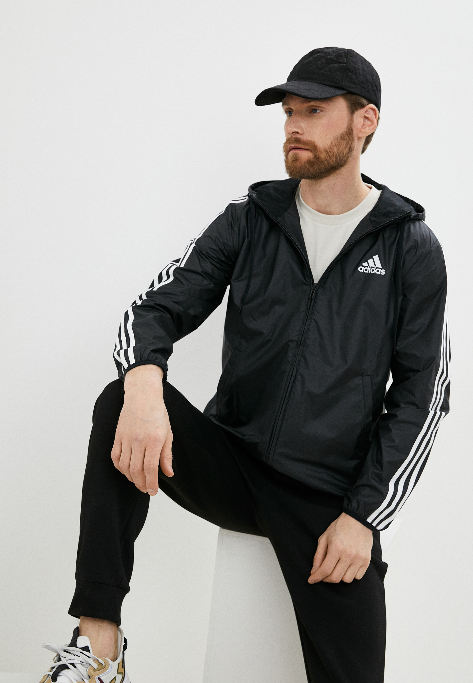 Мужская верхняя одежда Adidas (Адидас) GK9026