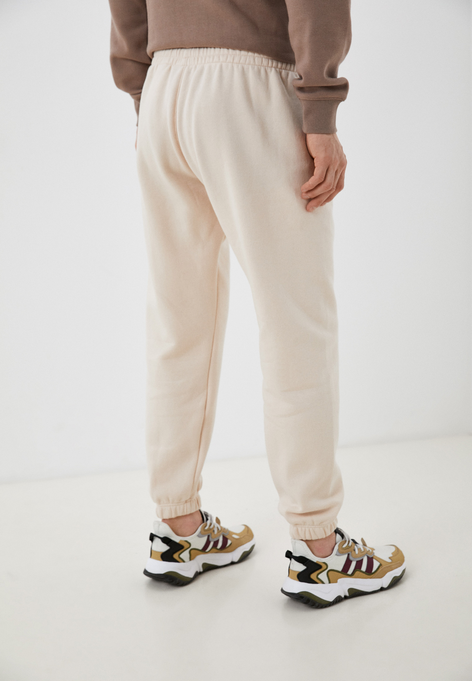 Мужские спортивные брюки Adidas Originals (Адидас Ориджиналс) HM2671: изображение 3