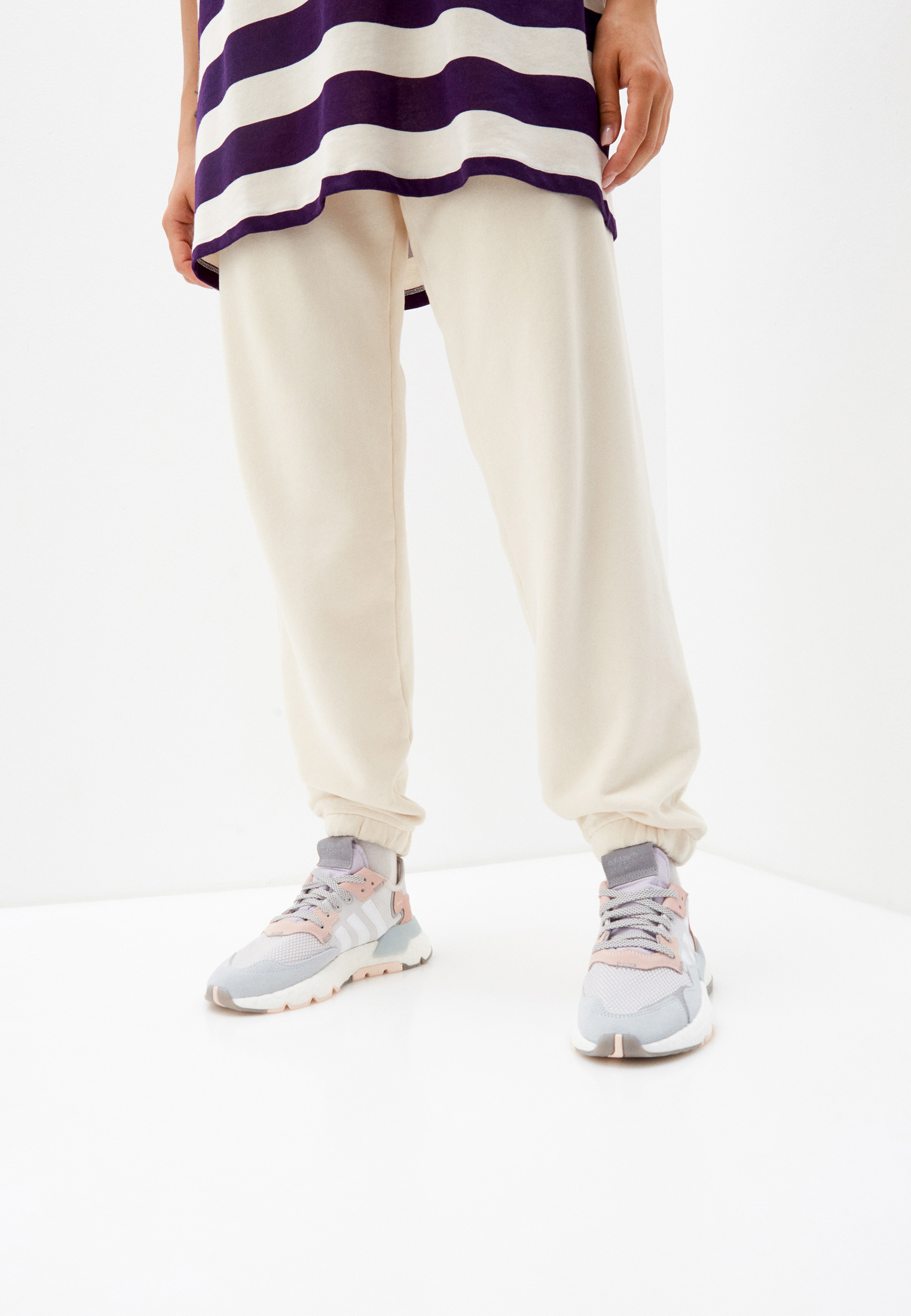 Женские кроссовки Adidas Originals (Адидас Ориджиналс) FV1328 купить за  8999 руб.