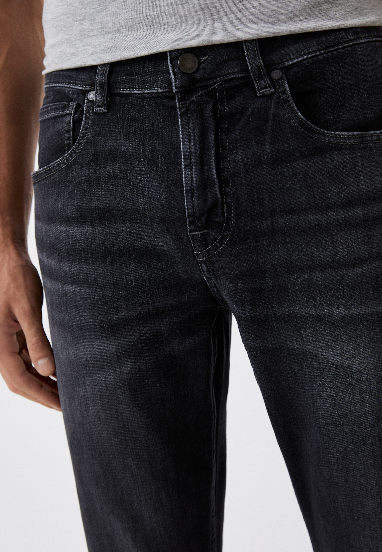 Мужские прямые джинсы 7 For All Mankind (7 Фо Олл Мэнкайнд) JSSCB820LG: изображение 4