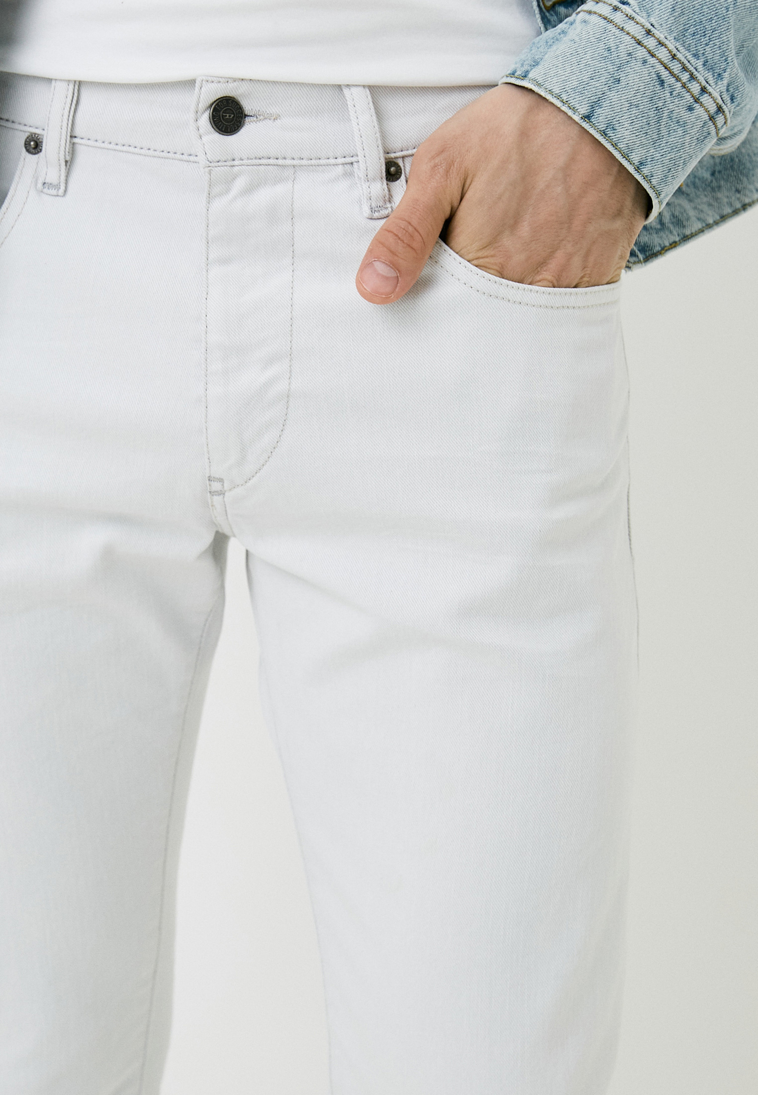 Мужские зауженные джинсы Diesel (Дизель) A02613003AF: изображение 12