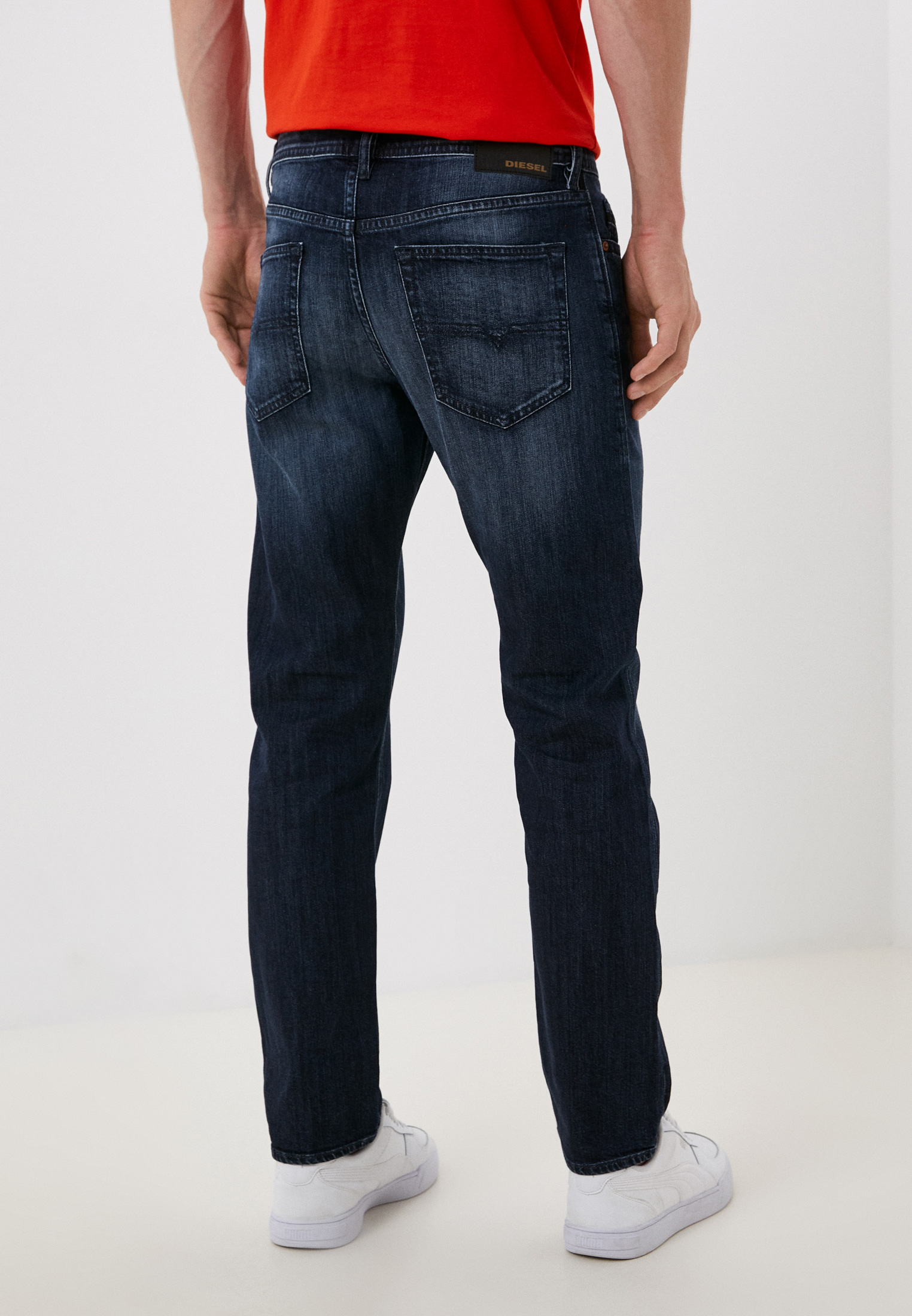 Мужские зауженные джинсы Diesel (Дизель) 00SDHA0095W: изображение 3