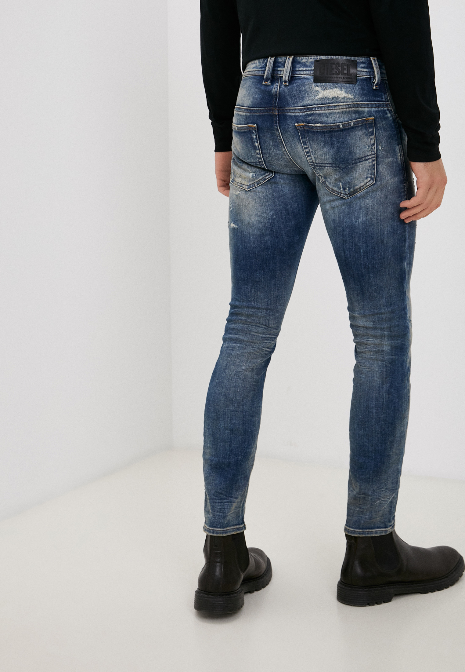 Мужские зауженные джинсы Diesel (Дизель) 00SE3D0870Q: изображение 3