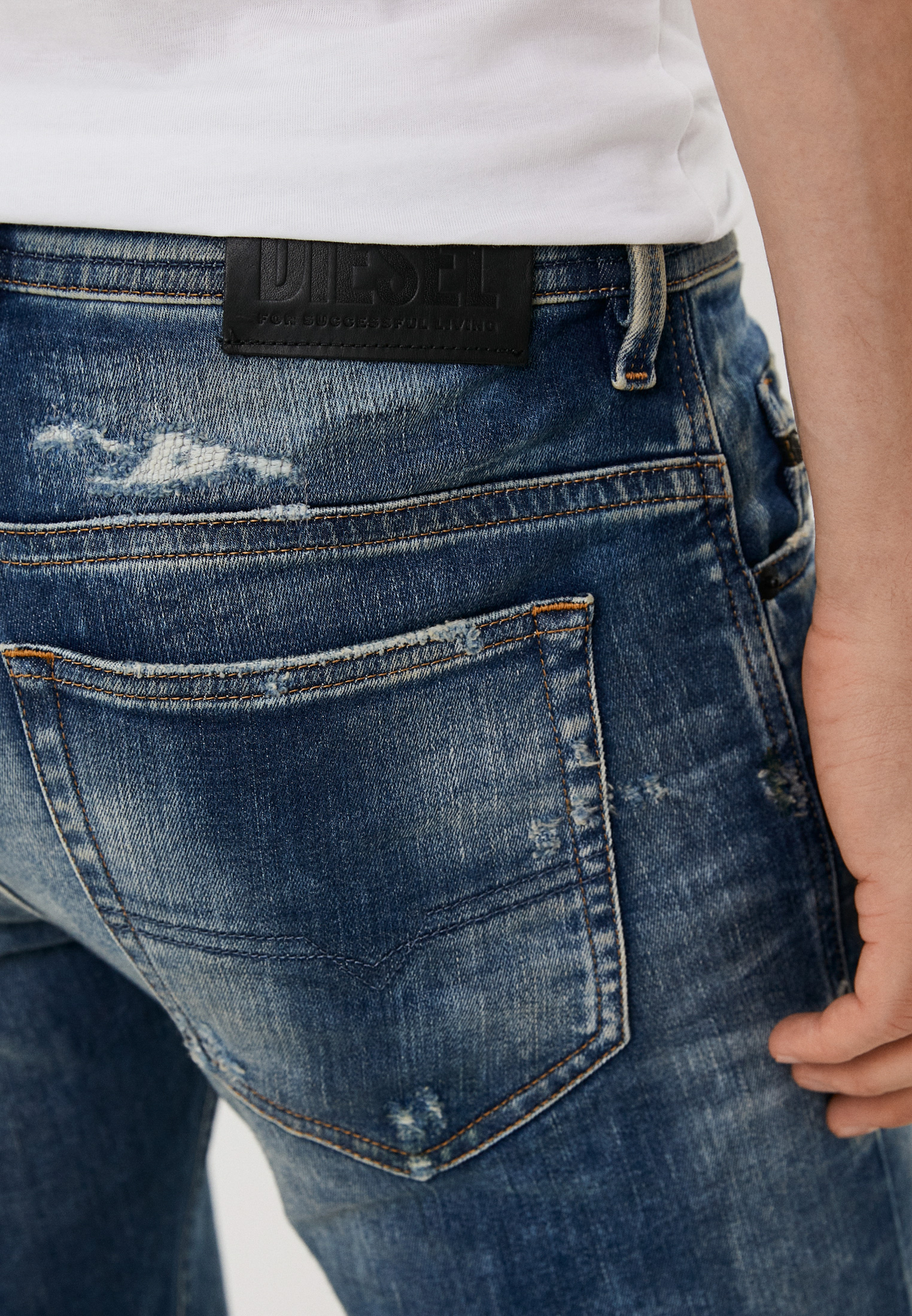 Мужские зауженные джинсы Diesel (Дизель) 00SE3D0870Q: изображение 8
