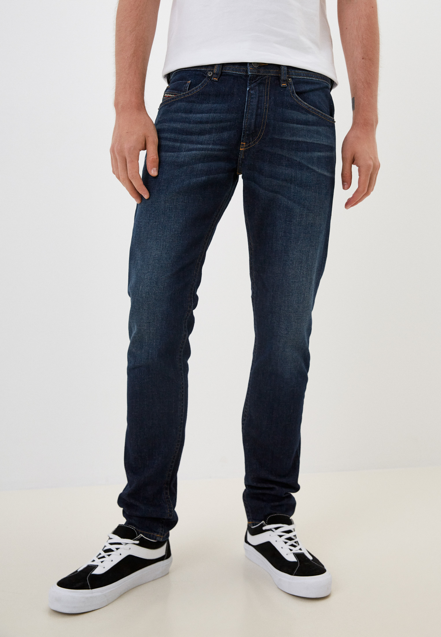 Мужские зауженные джинсы Diesel (Дизель) 00SB6D009HN: изображение 5