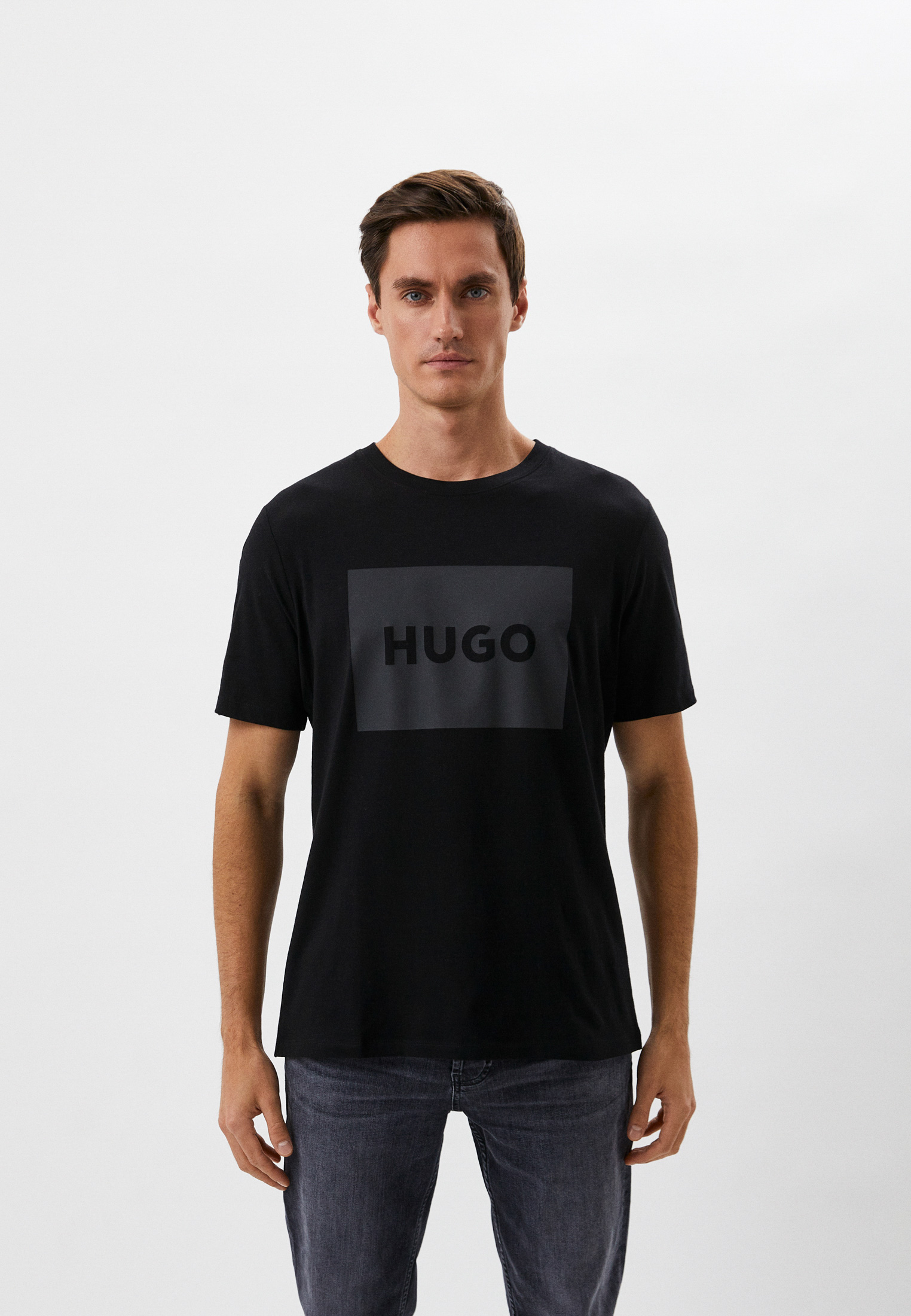 Купить футболку hugo. Футболка Hugo 2023. Хуго футболка мужская. Черная футболка Хуго. Футболка Hugo черная с красным.