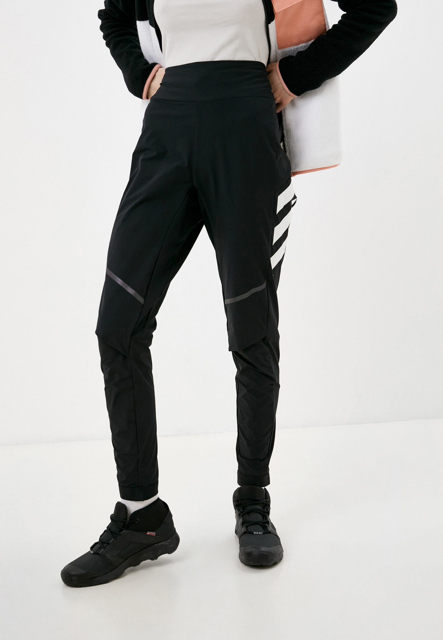 Женские брюки Adidas (Адидас) GQ1257