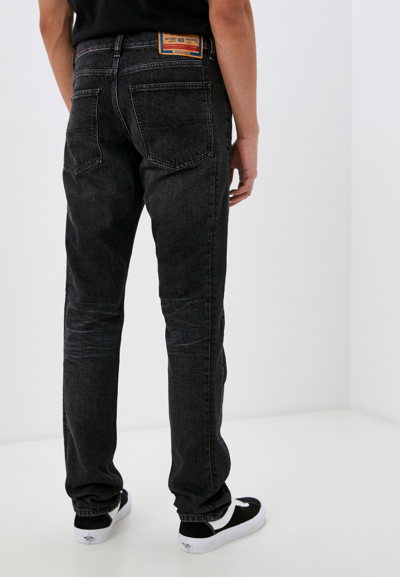 Мужские зауженные джинсы Diesel (Дизель) A07118007G9: изображение 3