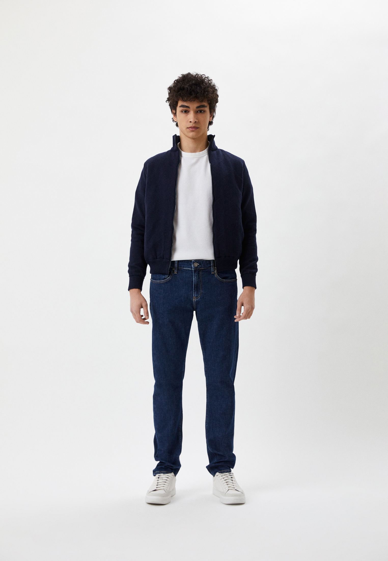Мужские зауженные джинсы Calvin Klein (Кельвин Кляйн) K10K110710: изображение 3