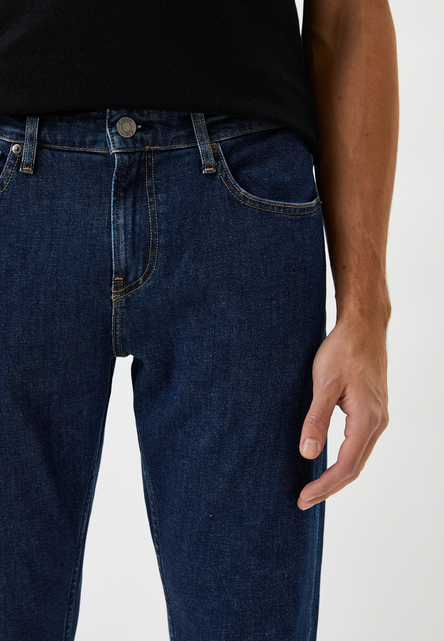 Мужские зауженные джинсы Calvin Klein (Кельвин Кляйн) K10K110710: изображение 8