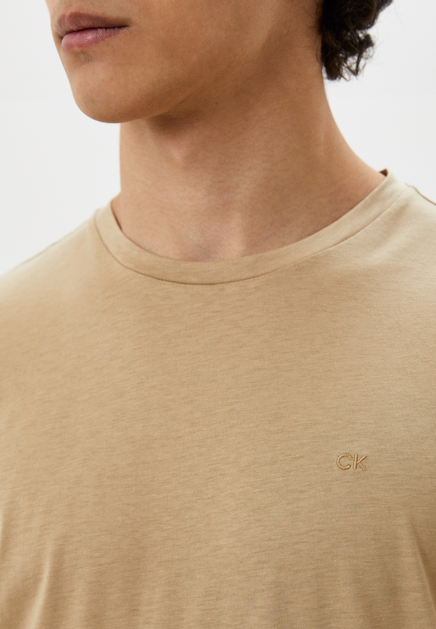 Мужская футболка Calvin Klein (Кельвин Кляйн) K10K110589: изображение 4
