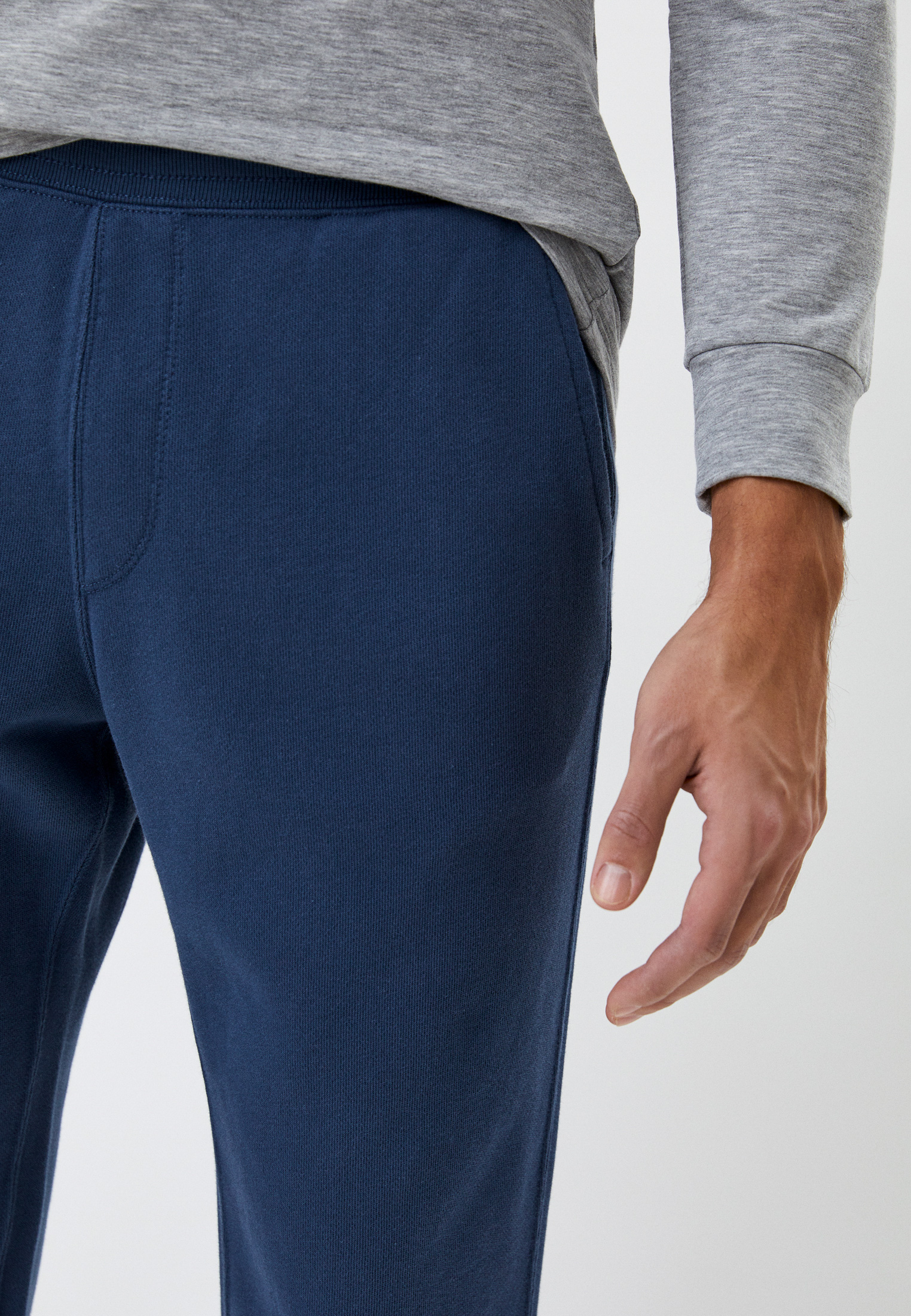 Мужские спортивные брюки UNIQLO 372-442819(13-06) купить за 1499 руб.