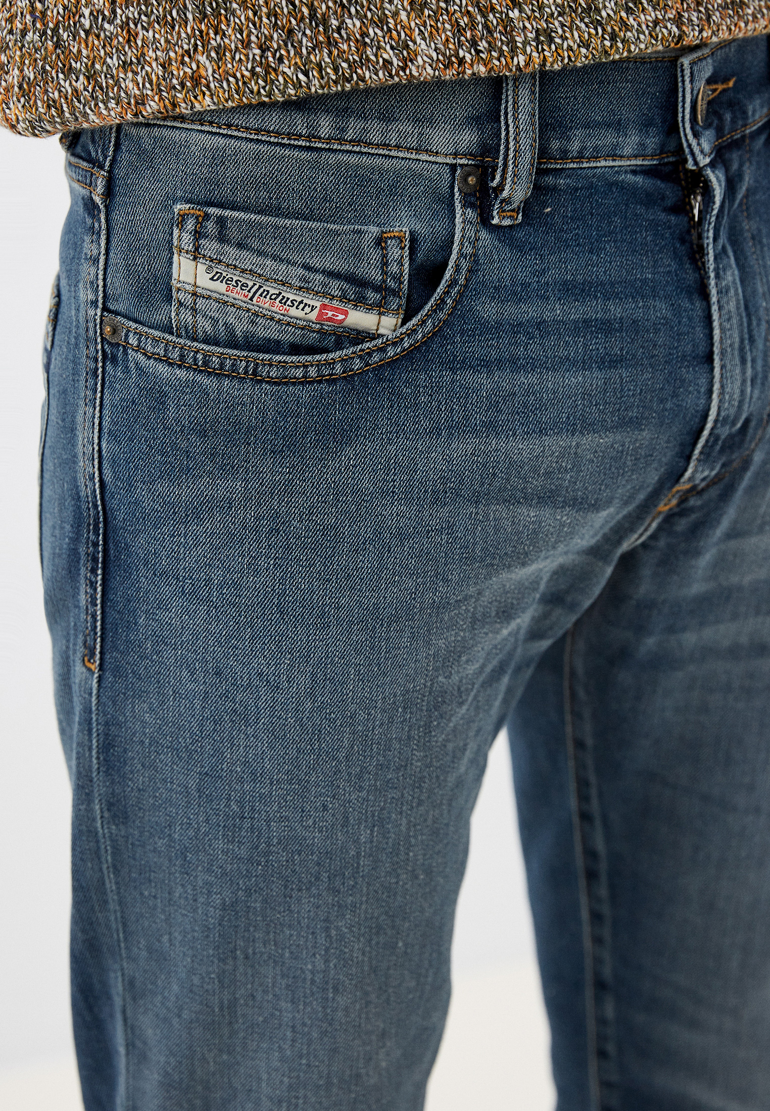 Мужские зауженные джинсы Diesel (Дизель) 00SPW6009EI: изображение 4