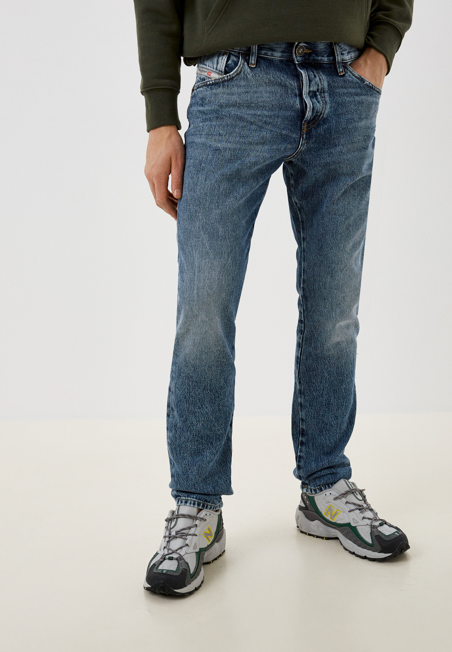 Мужские зауженные джинсы Diesel (Дизель) A0052309A24