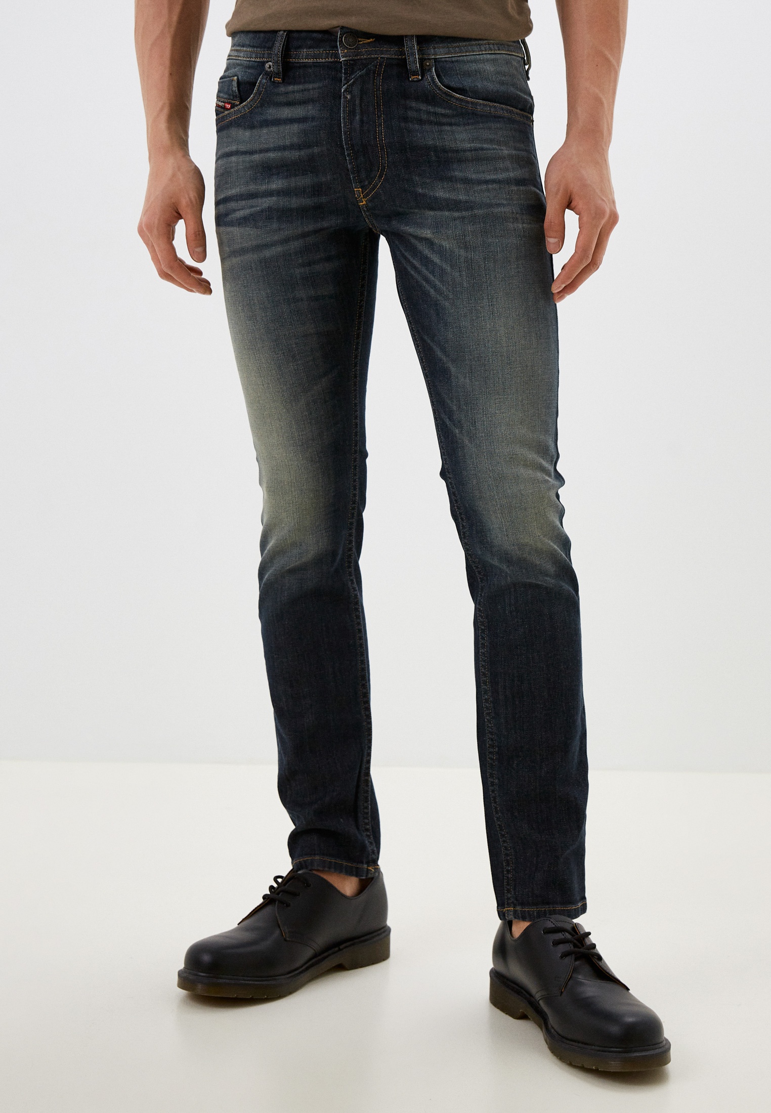 Мужские зауженные джинсы Diesel (Дизель) 00SB6D009EP: изображение 2