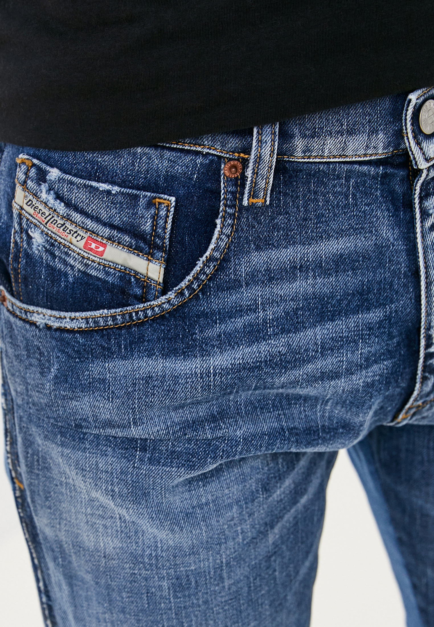 Мужские зауженные джинсы Diesel (Дизель) A00480009GE: изображение 4