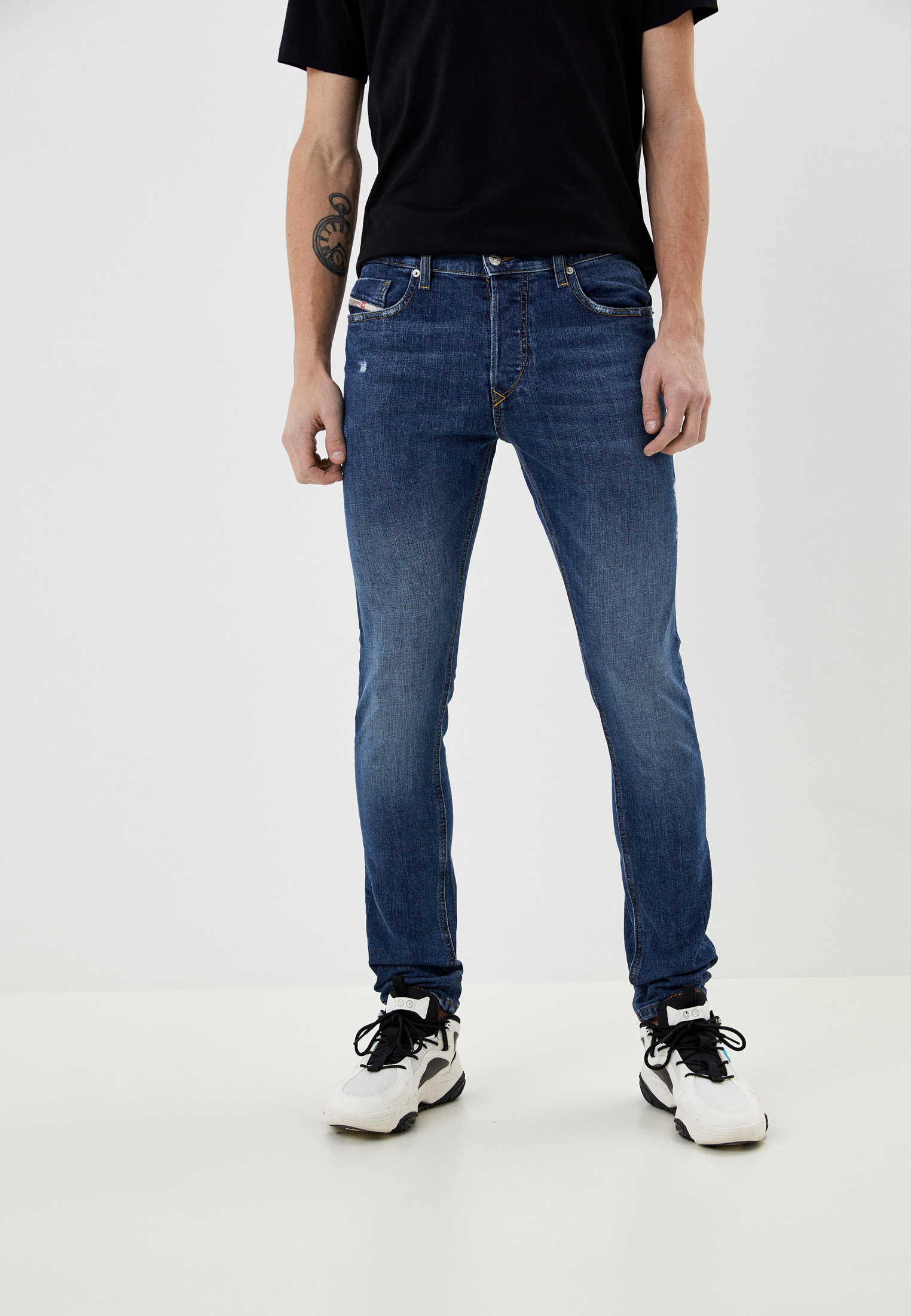 Мужские зауженные джинсы Diesel (Дизель) 00SWID009IX: изображение 1