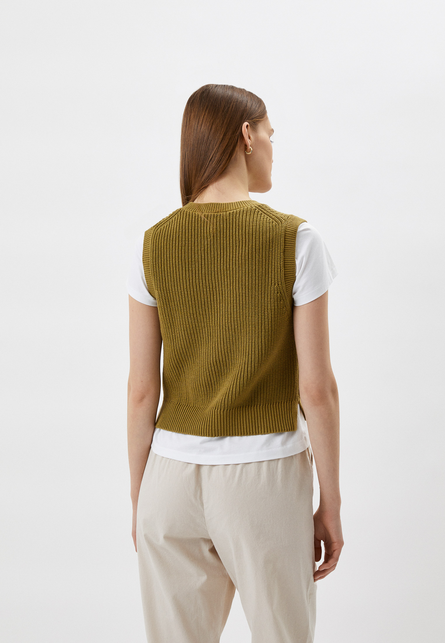 Жилет женский UNIQLO 251-445191(21-06) купить за 1919 руб.