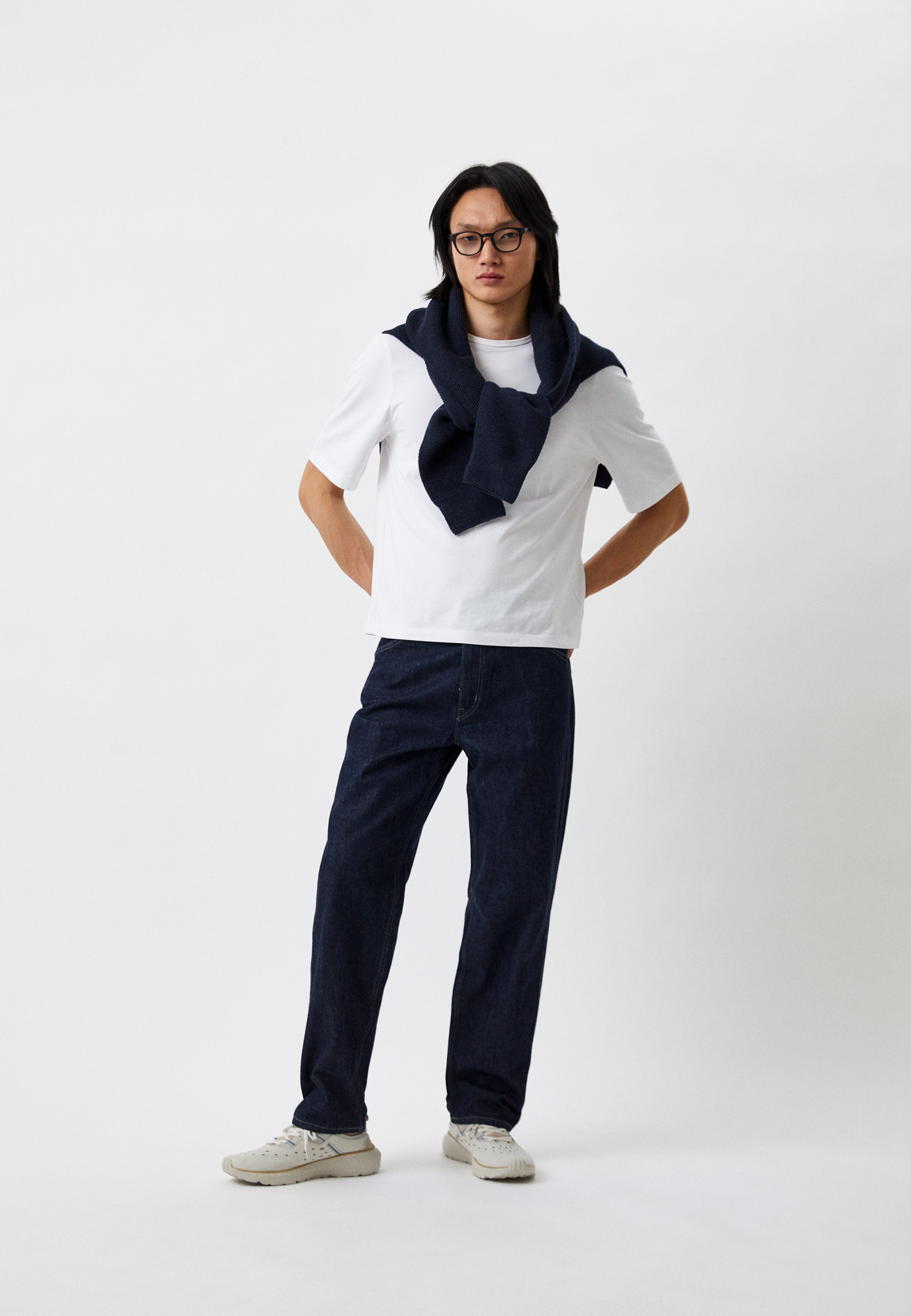 Мужские прямые джинсы UNIQLO 321-444591(21-77) купить за 3999 руб.