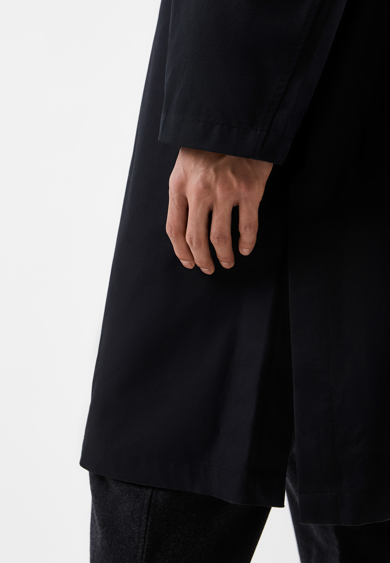 Плащ мужской UNIQLO 311-448957(21-02) цвет черный купить за 11199 руб.