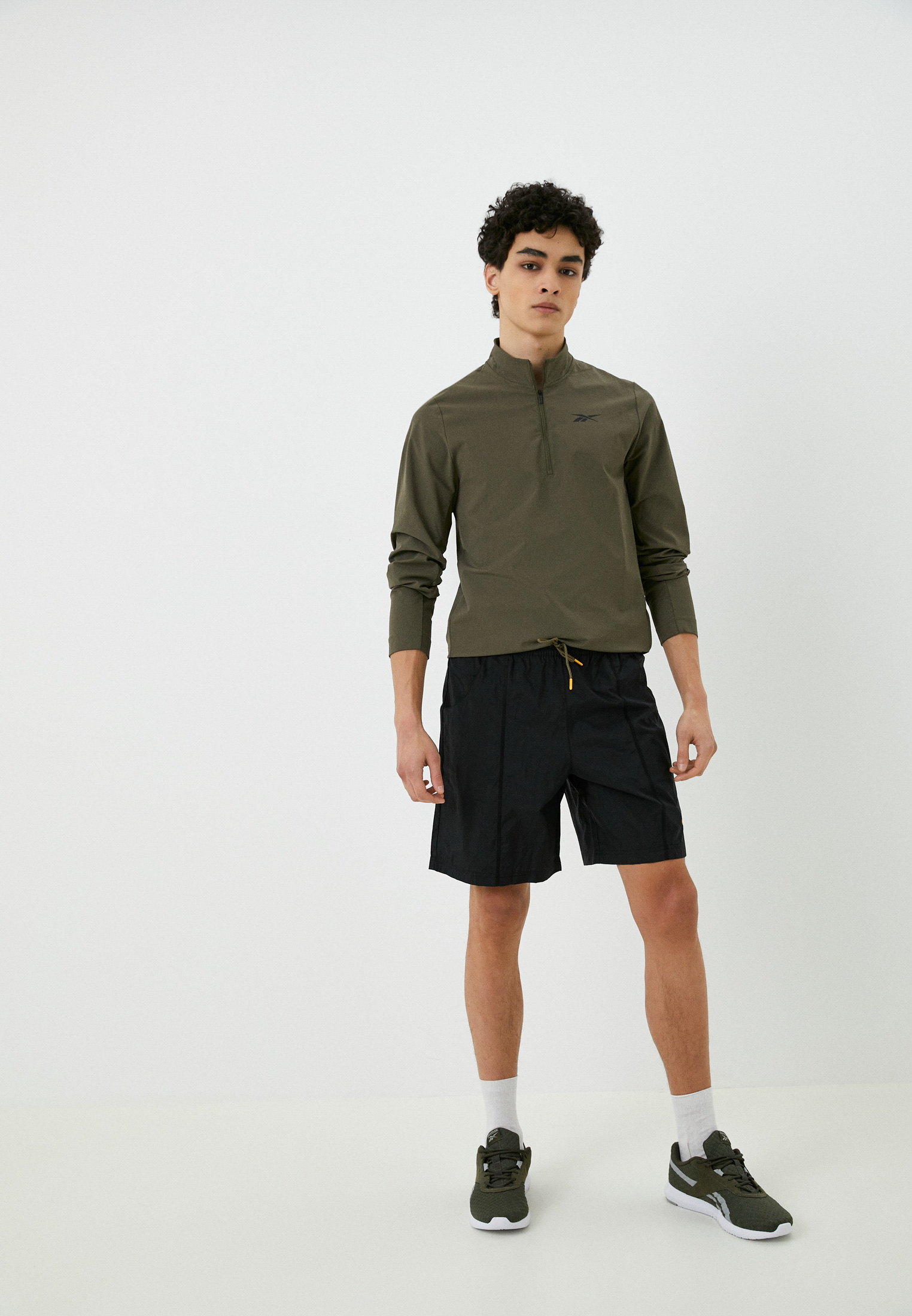 Мужские спортивные шорты Reebok (Рибок) HK7048 купить за 6740 руб.