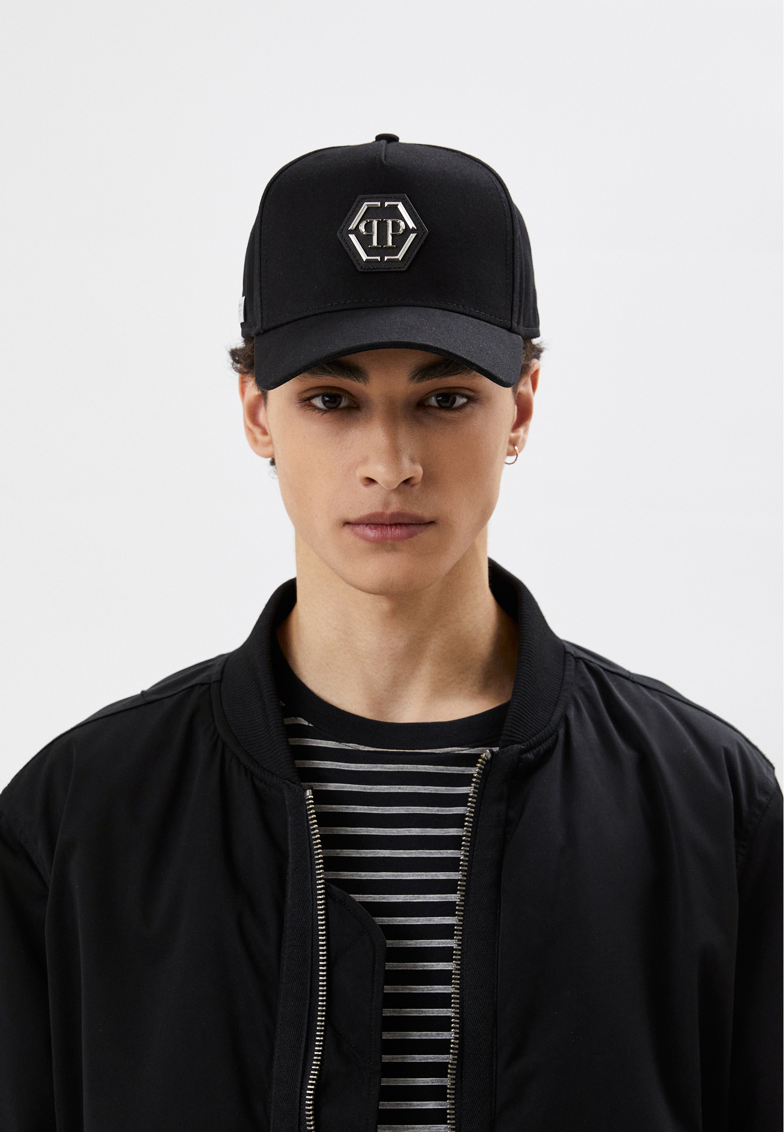 Бейсболка мужская Philipp Plein UAC0381 PTE003N купить за 20700 руб.