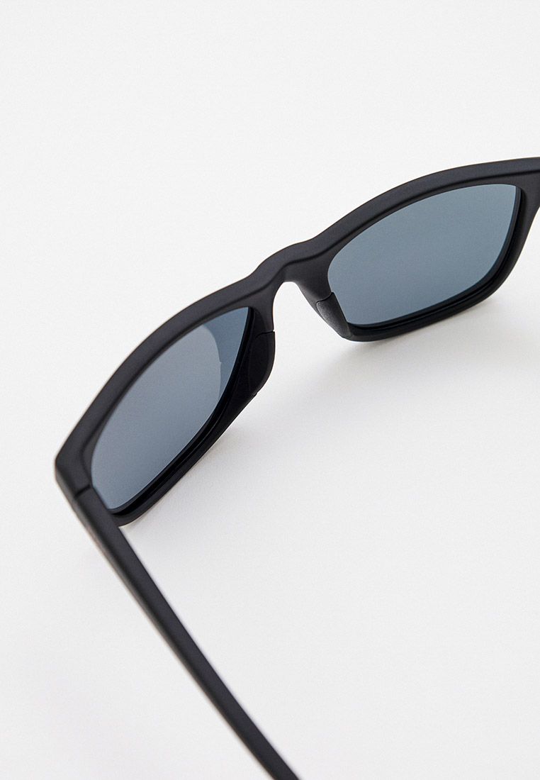 Мужские солнцезащитные очки Invu A2211A: изображение 3