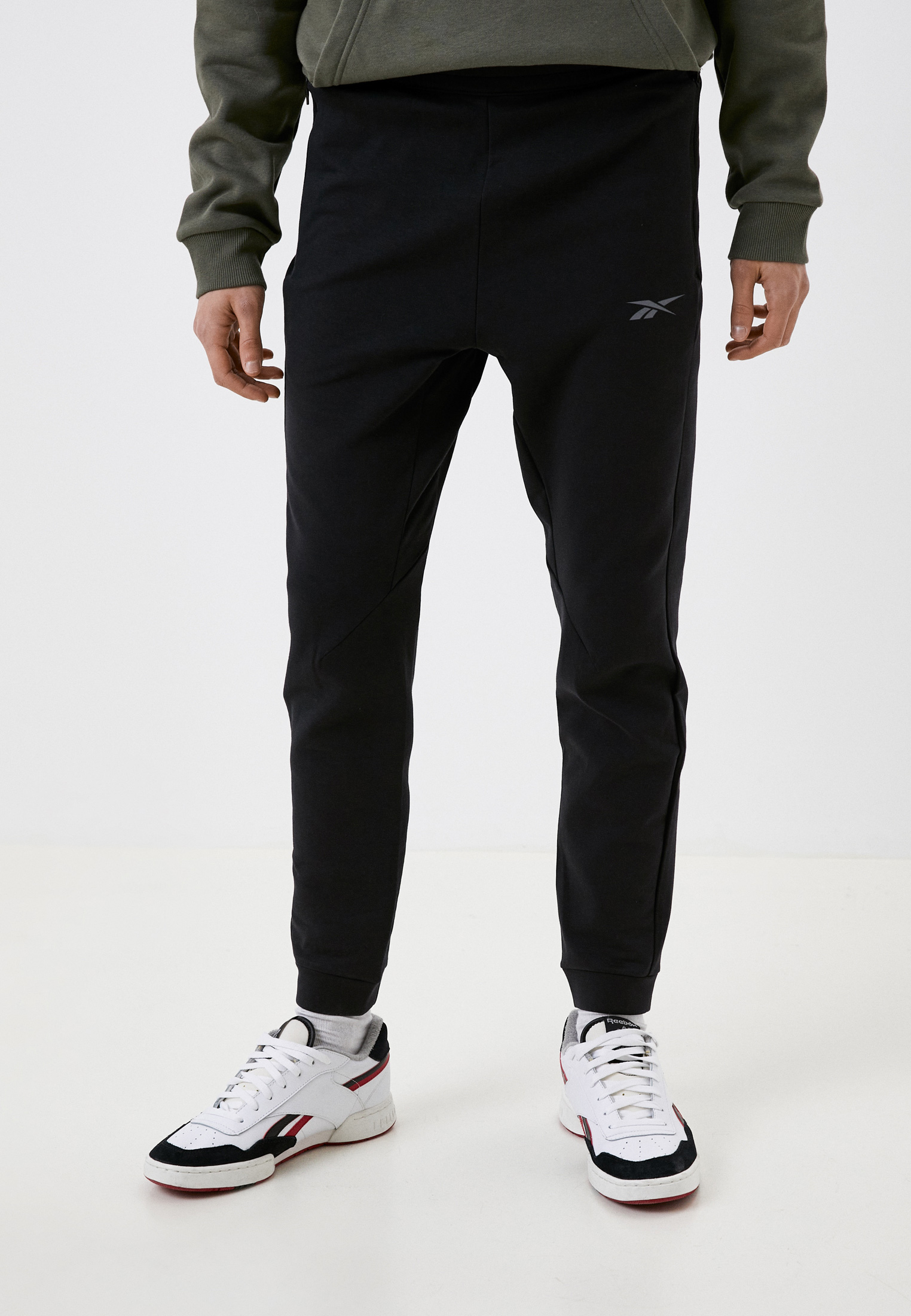 Мужские спортивные брюки Reebok (Рибок) H49865 купить за 8699 руб.