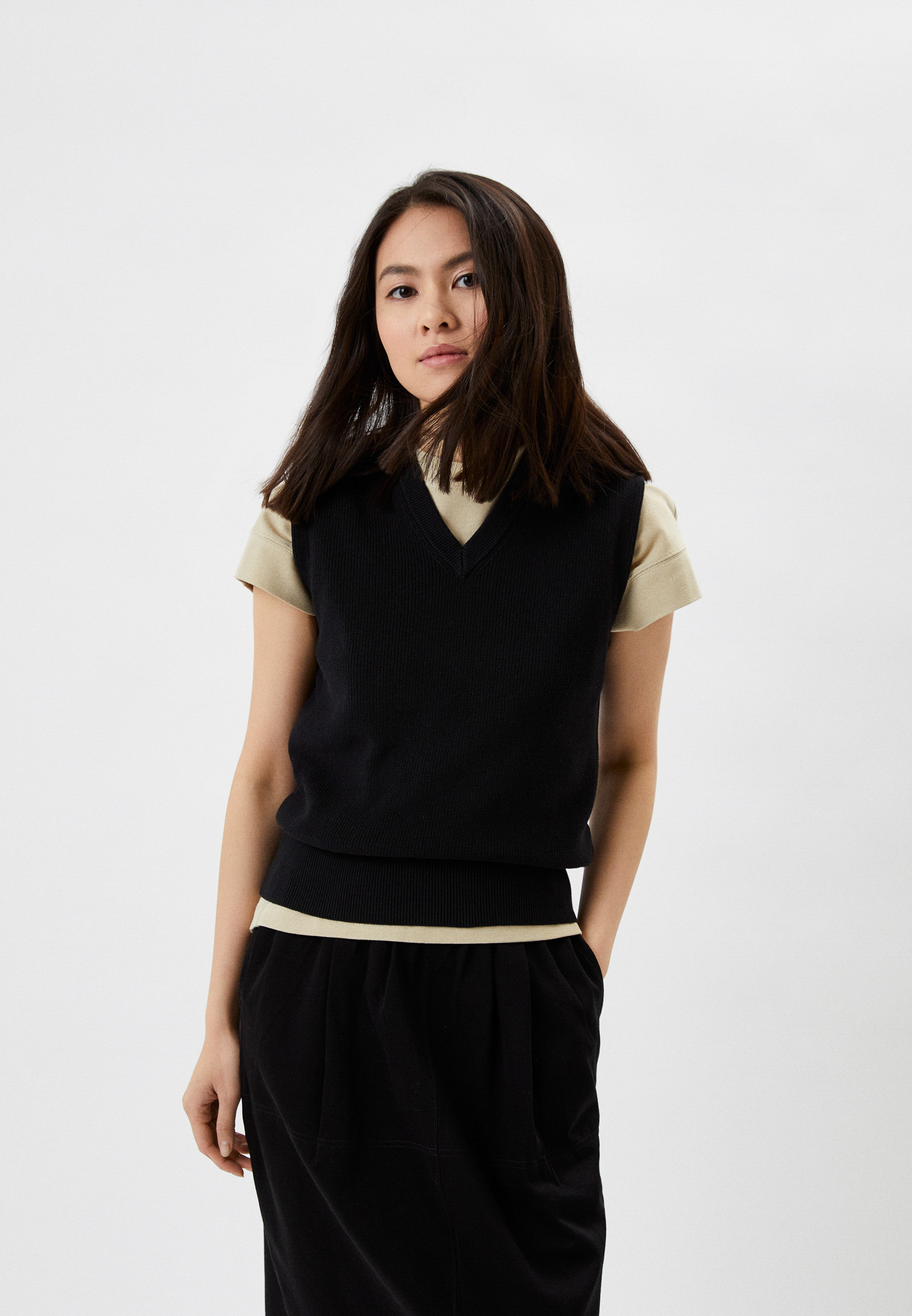 Жилет женский UNIQLO 251-447410(21-22) купить за 3999 руб.