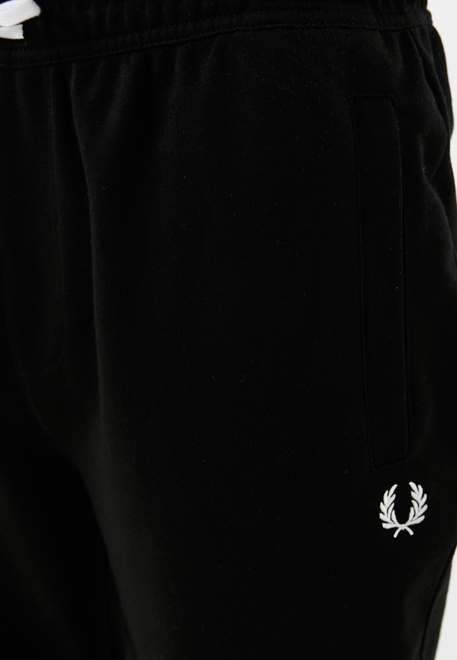 Мужские спортивные брюки Fred Perry T5515 купить за 12990 руб.