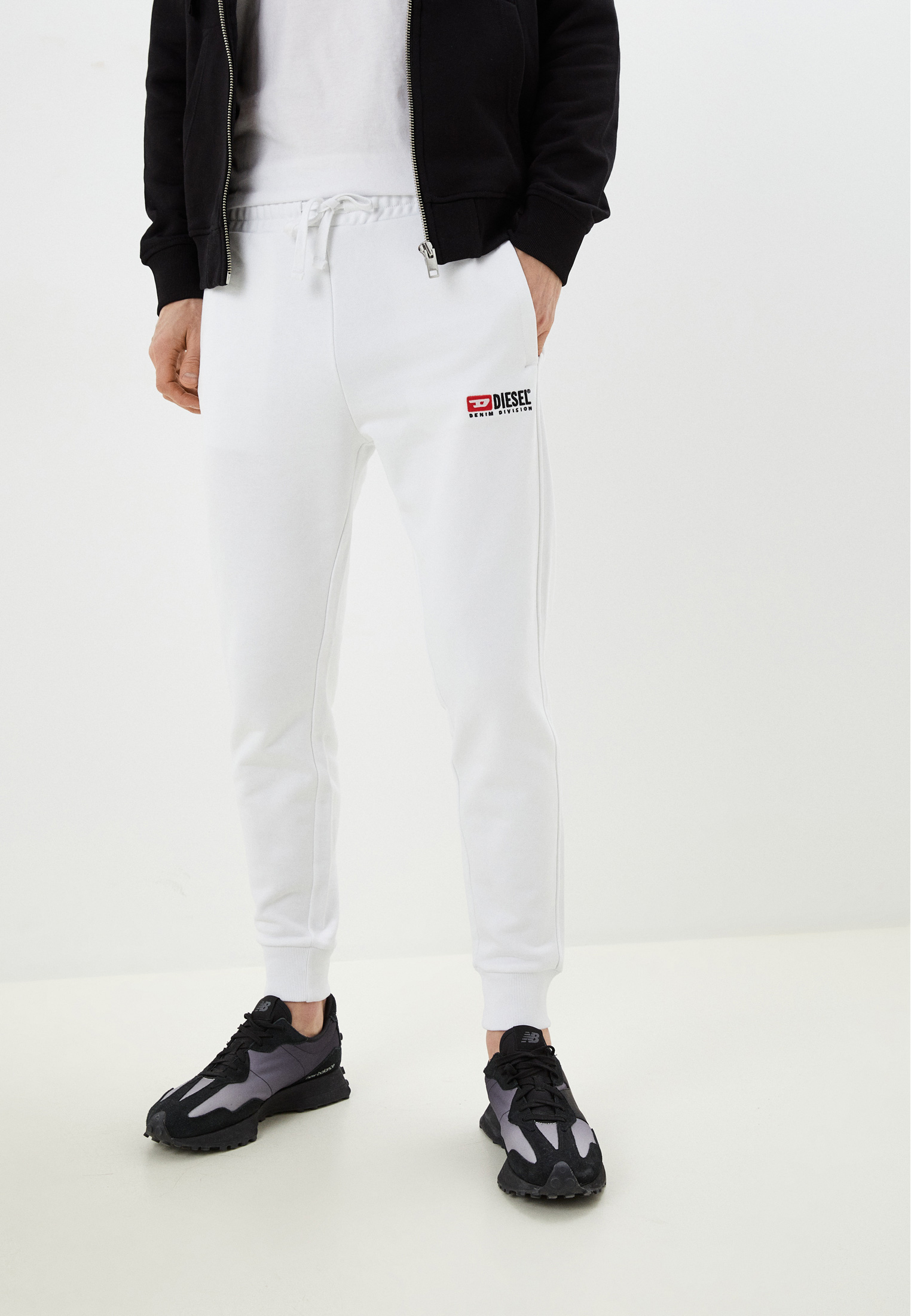 Мужские спортивные брюки Diesel (Дизель) A037700GEAD цвет белый купить ...