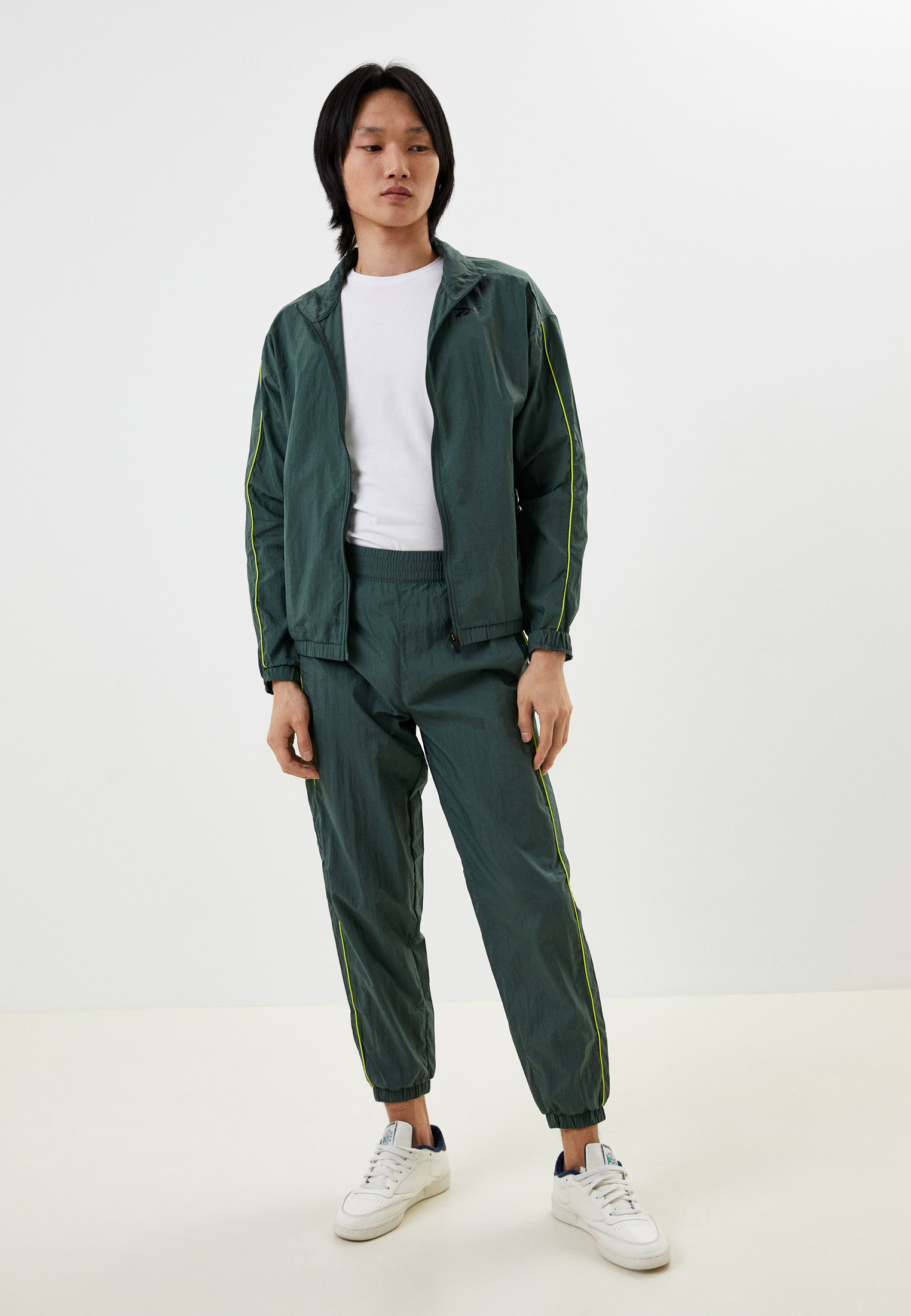 Спортивный костюм мужской Reebok (Рибок) HT3721 купить за 7200 руб.