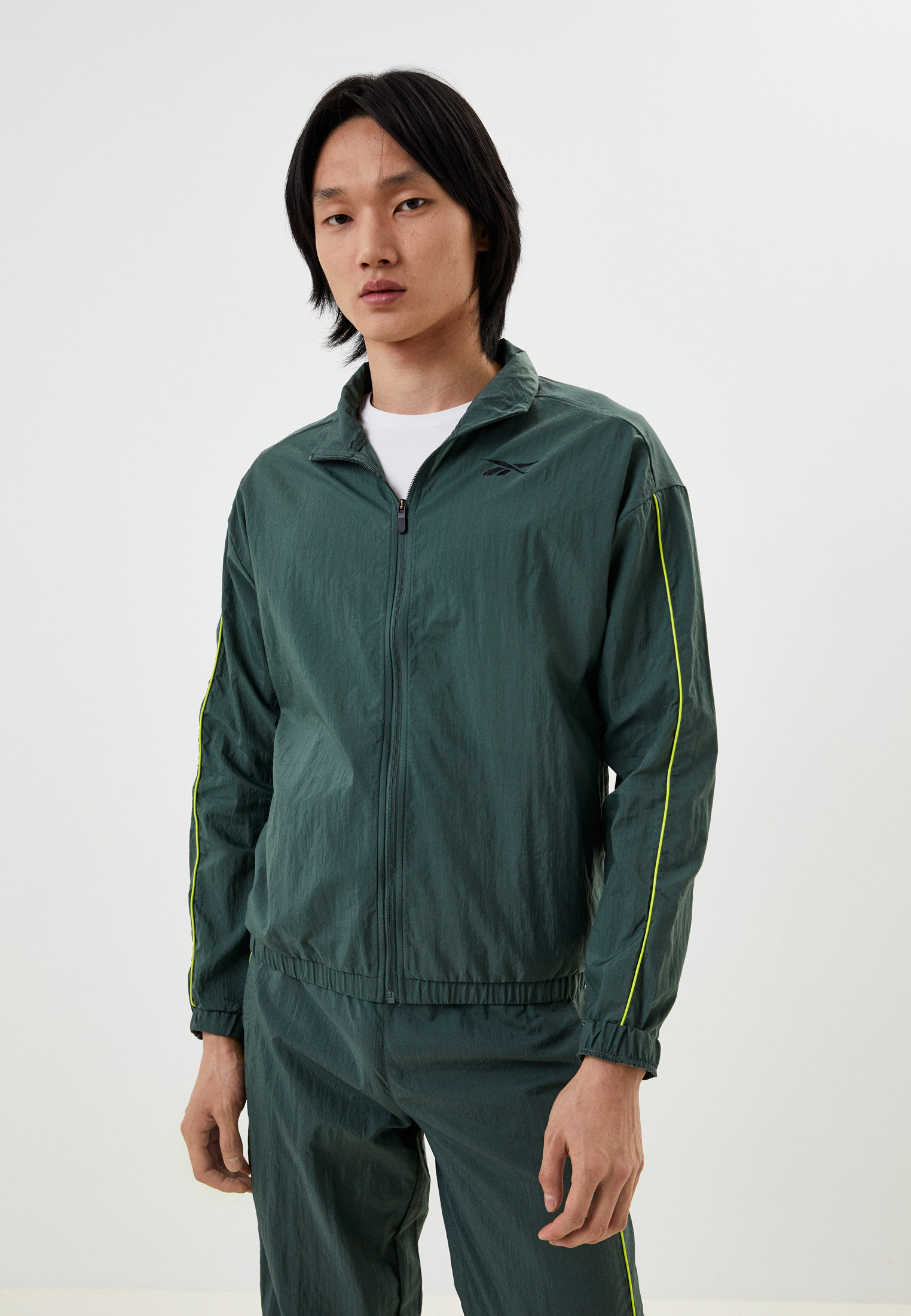 Спортивный костюм мужской Reebok (Рибок) HT3721 купить за 7200 руб.