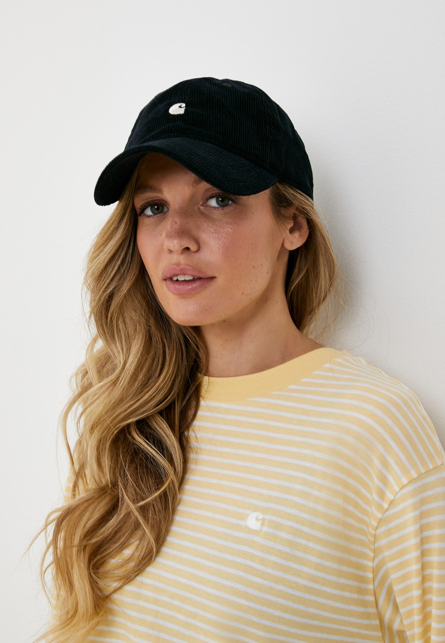 Бейсболка женская Carhartt WIP I028955 цвет черный купить за 7399 руб.