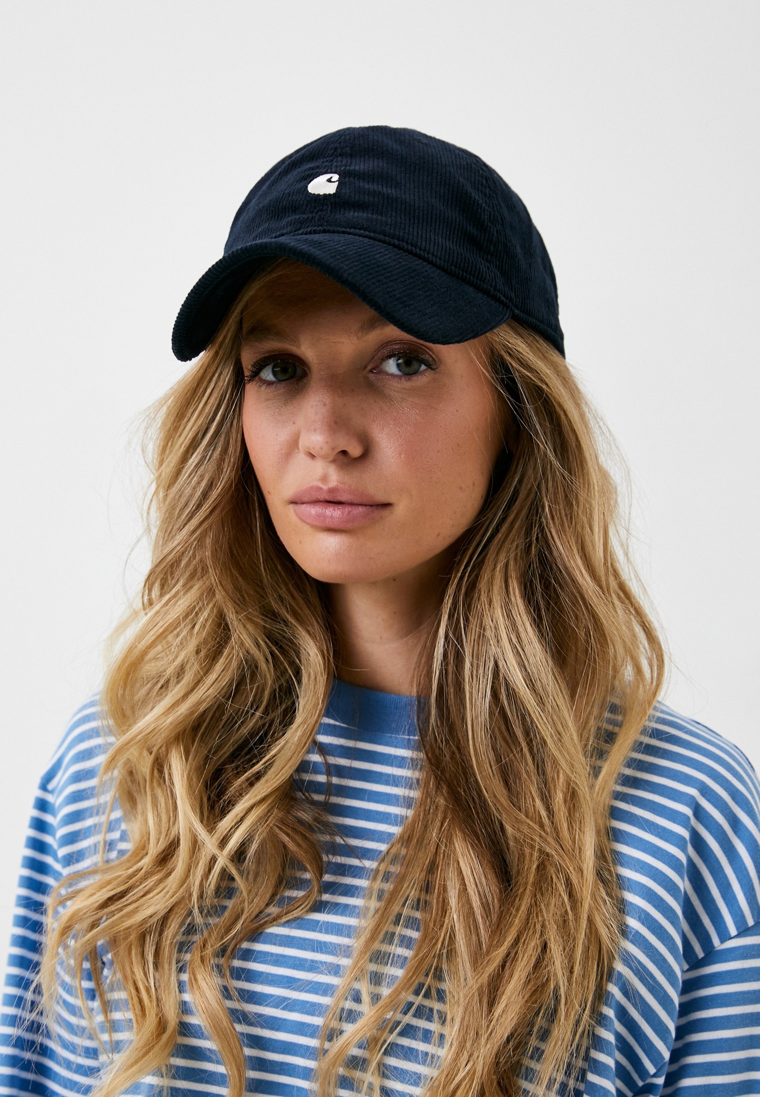 Бейсболка женская Carhartt WIP I028955 цвет синий купить за 6899 руб.