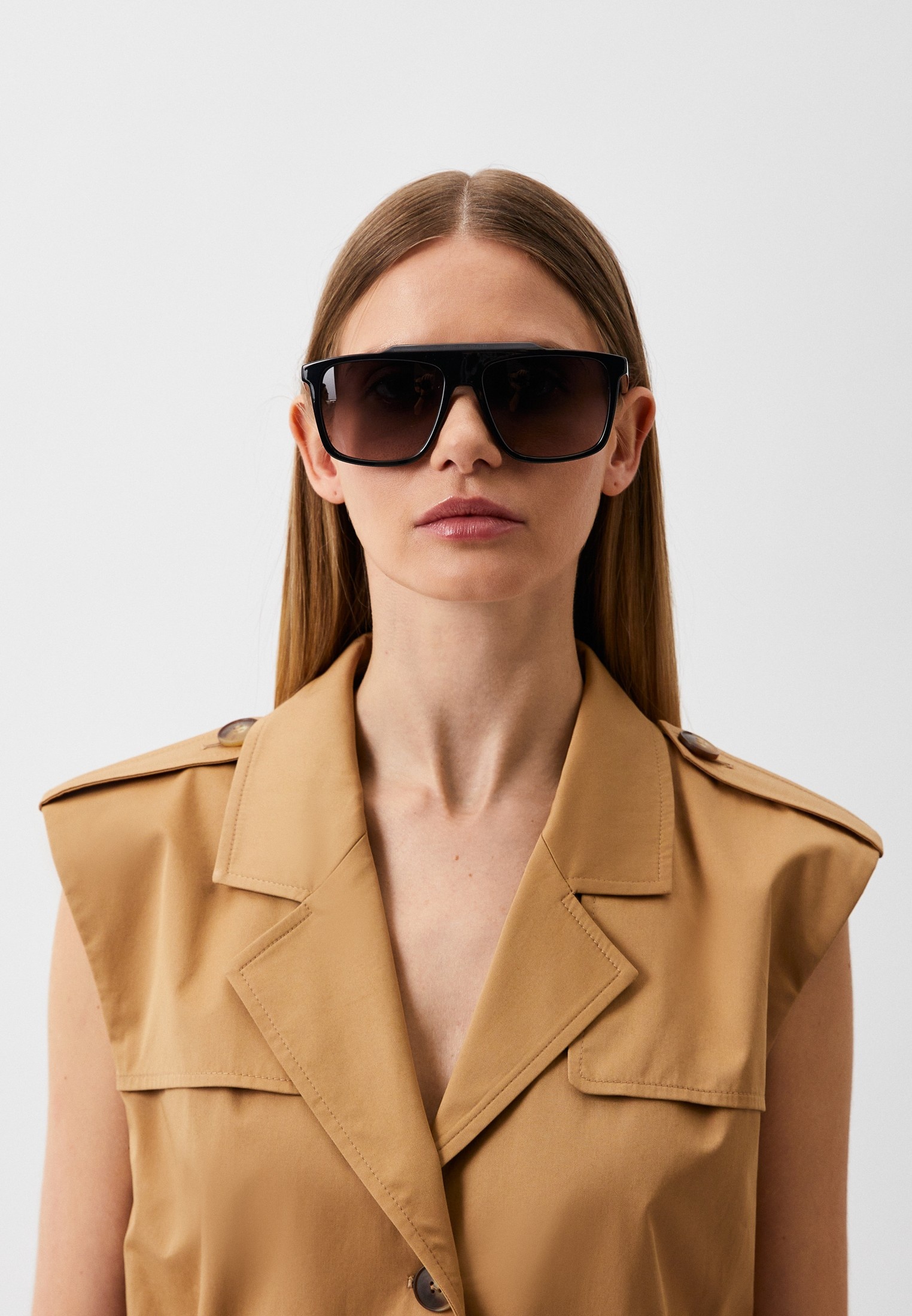Женские солнцезащитные очки Karl Lagerfeld KL6107S купить за 18180 руб.