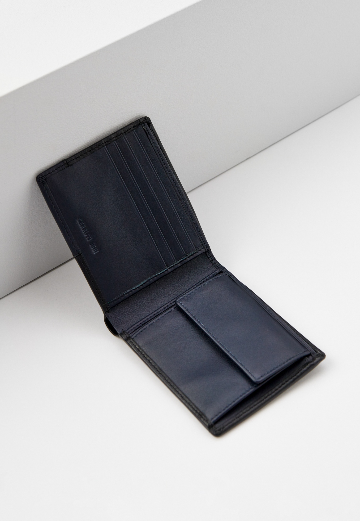 Cerruti 1881 Кошелек Мужской Купить