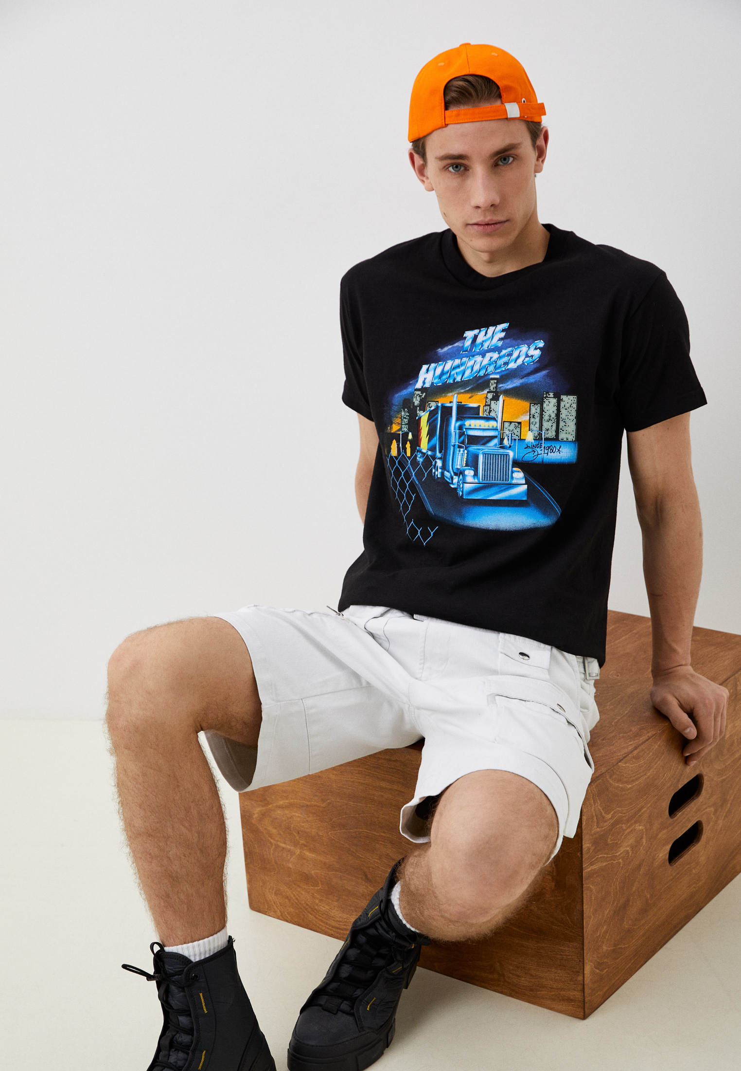 Футболка с коротким рукавом The Hundreds T23P101022